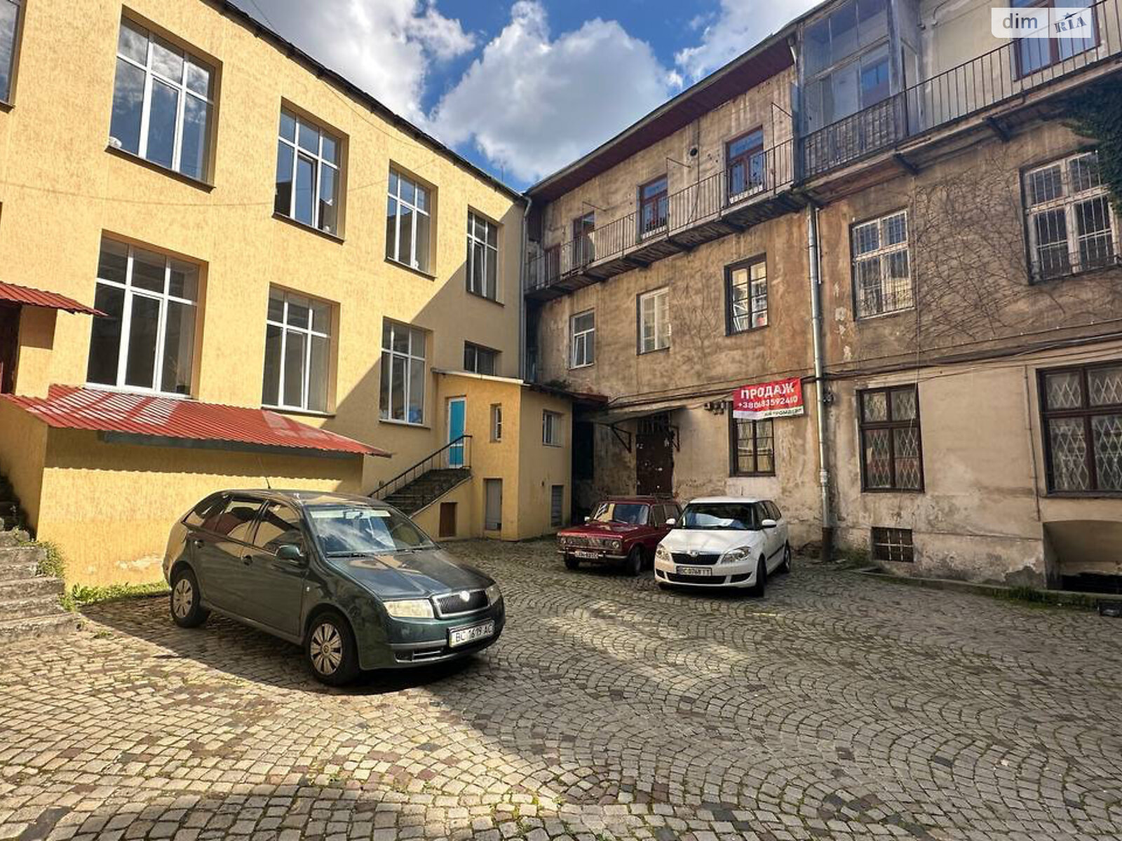 Коммерческое помещение в Львове, продажа по Винниченко Владимира улица 12, район Галицкий, цена: 413 500 долларов за объект фото 1 Коммерческое помещение в Львове, продажа по Винниченко Владимира улица 12, район Галицкий, цена: 413 500 долларов за объект фото 1
