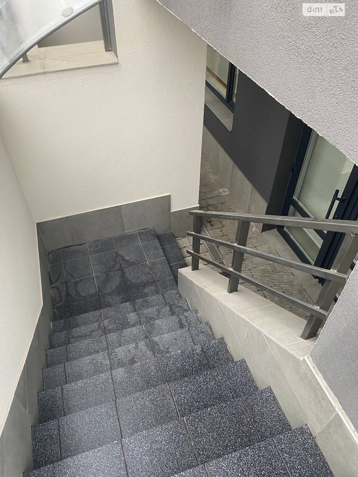 Комерційне приміщення в Львові, продаж по Під Голоском вулиця, район Голоско, ціна: 45 000 доларів за об’єкт фото 1 Комерційне приміщення в Львові, продаж по Під Голоском вулиця, район Голоско, ціна: 45 000 доларів за об’єкт фото 1