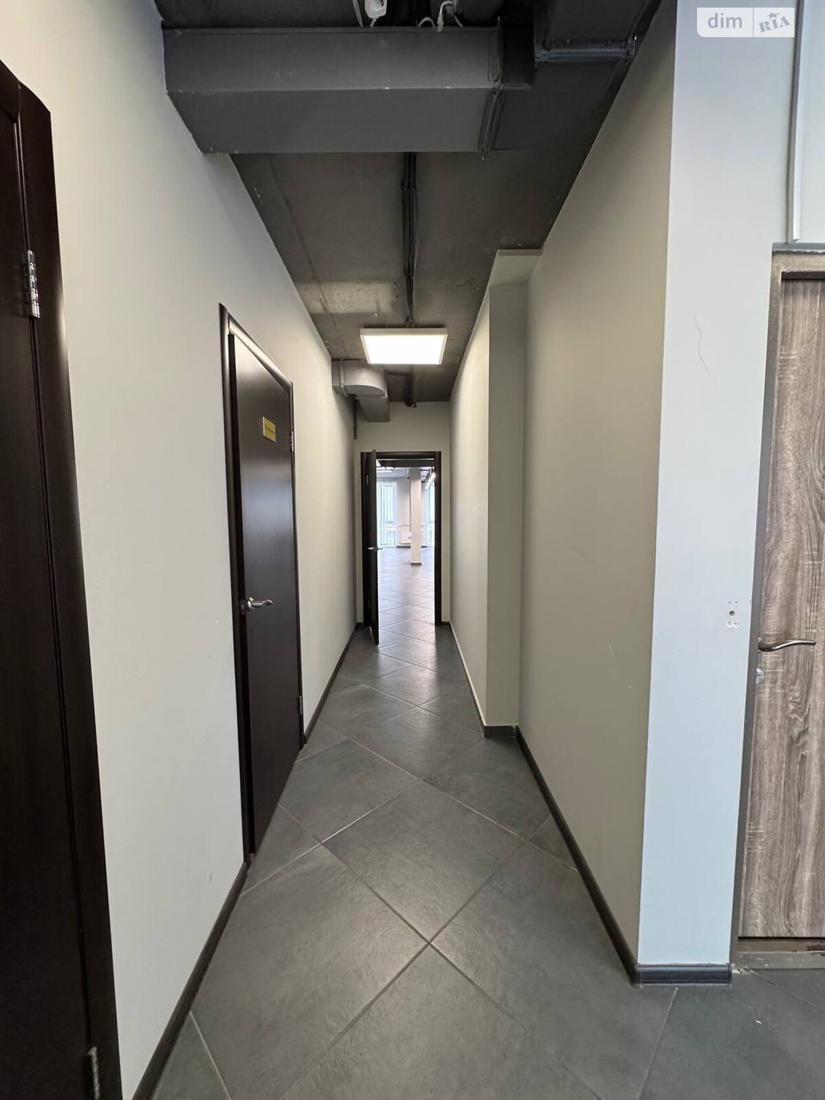 Коммерческое помещение в Львове, продажа по Героев УПА улица 73В/8, район Новый Свет, цена: 214 200 долларов за объект фото 1