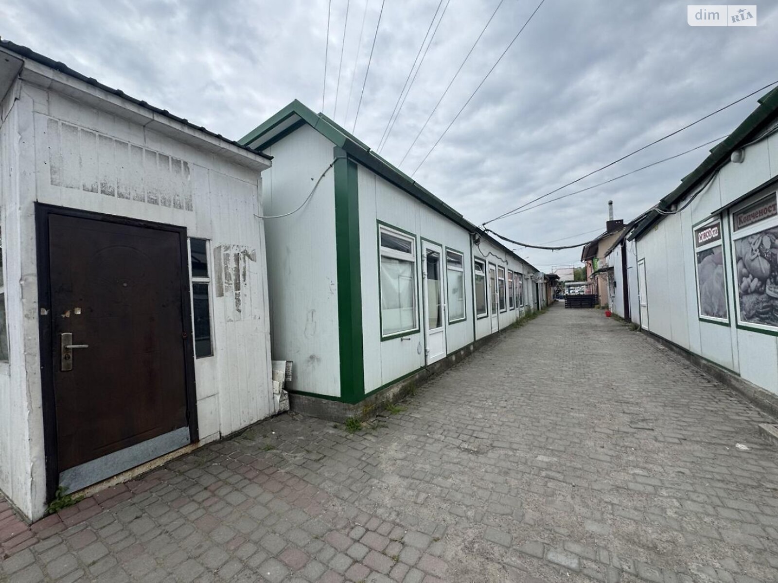 Комерційне приміщення в Львові, продаж по Галицька вулиця, район Шевченківський, ціна: 20 000 доларів за об’єкт фото 1 Комерційне приміщення в Львові, продаж по Галицька вулиця, район Шевченківський, ціна: 20 000 доларів за об’єкт фото 1