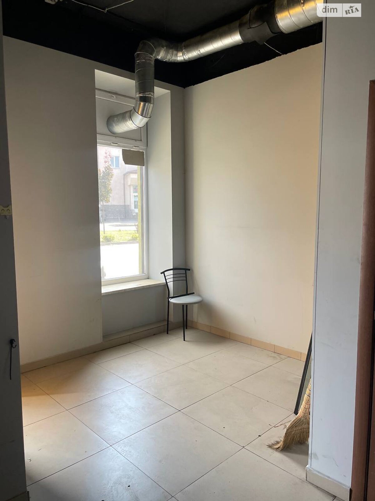 Коммерческое помещение в Львове, продажа по Хмельницкого Богдана улица 161, район Шевченковский, цена: 185 000 долларов за объект фото 1