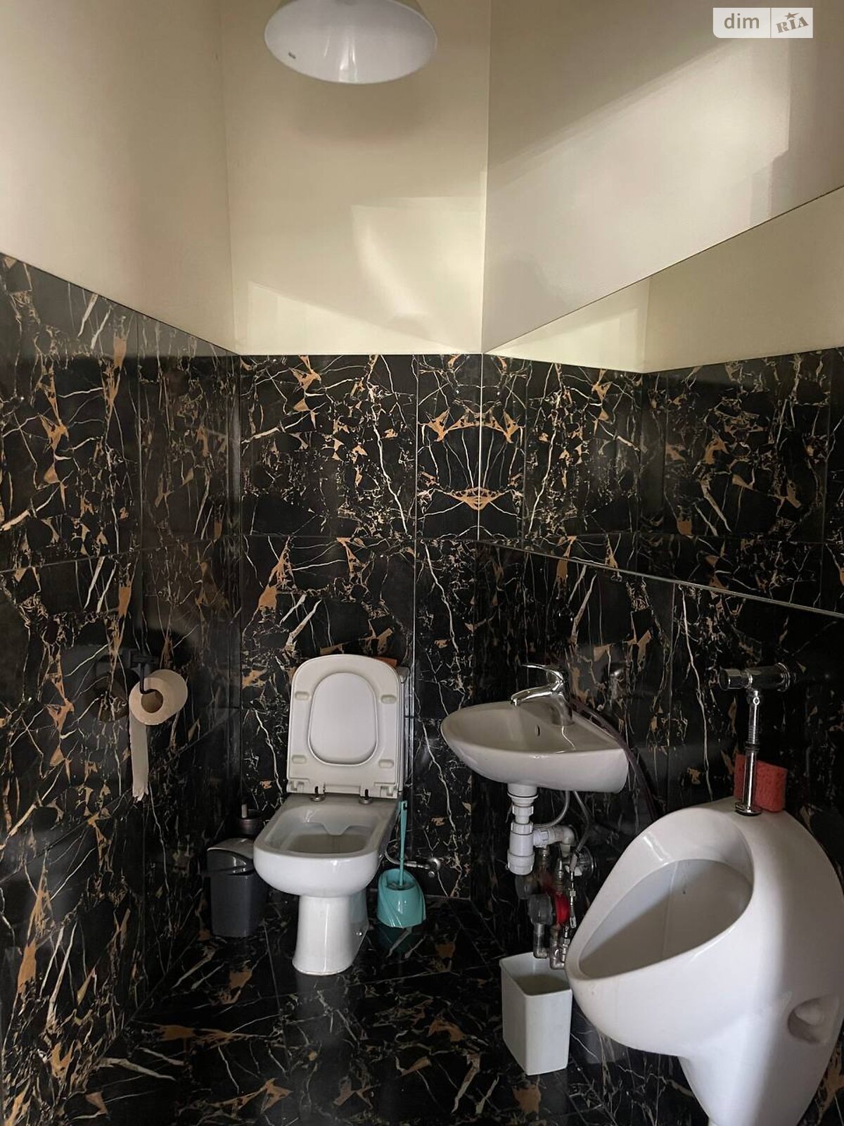 Коммерческое помещение в Львове, продажа по Хмельницкого Богдана улица 161, район Шевченковский, цена: 185 000 долларов за объект фото 1