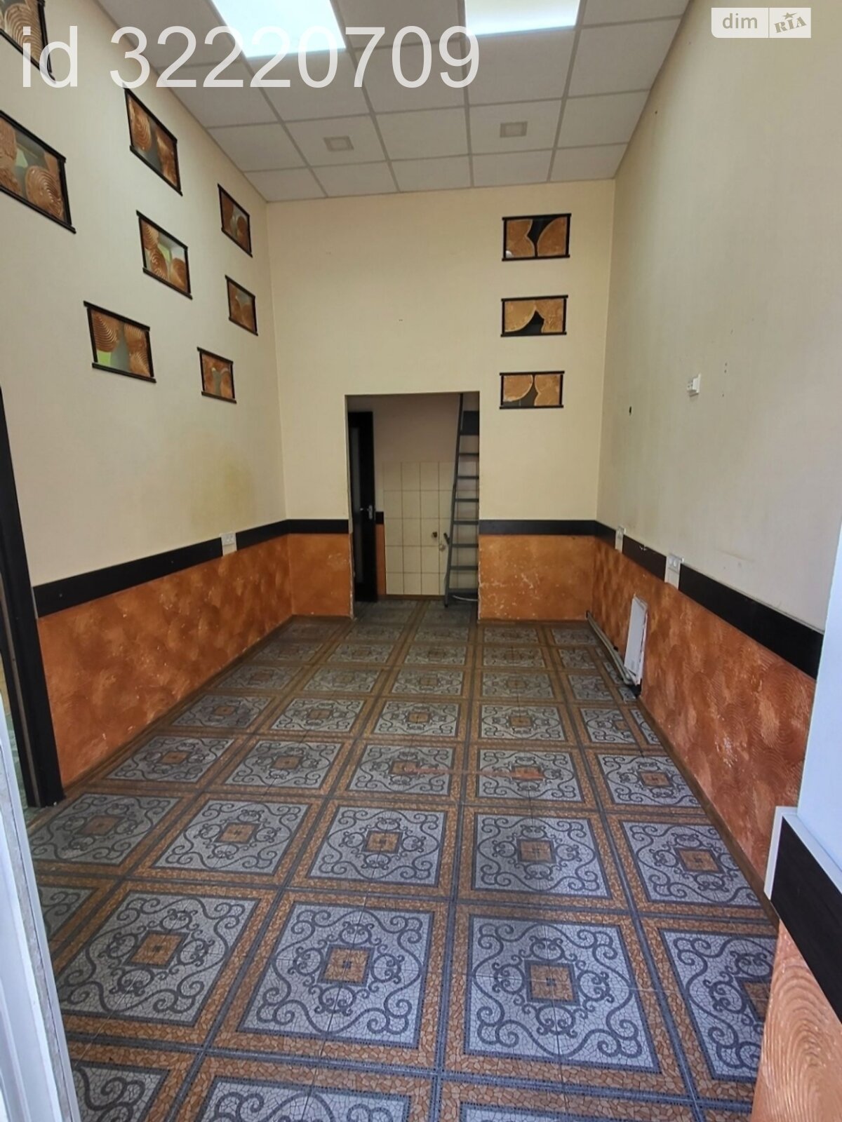 Коммерческое помещение в Львове, продажа по Пасечная улица, район Сыхов, цена: 140 000 долларов за объект фото 1 Коммерческое помещение в Львове, продажа по Пасечная улица, район Сыхов, цена: 140 000 долларов за объект фото 1