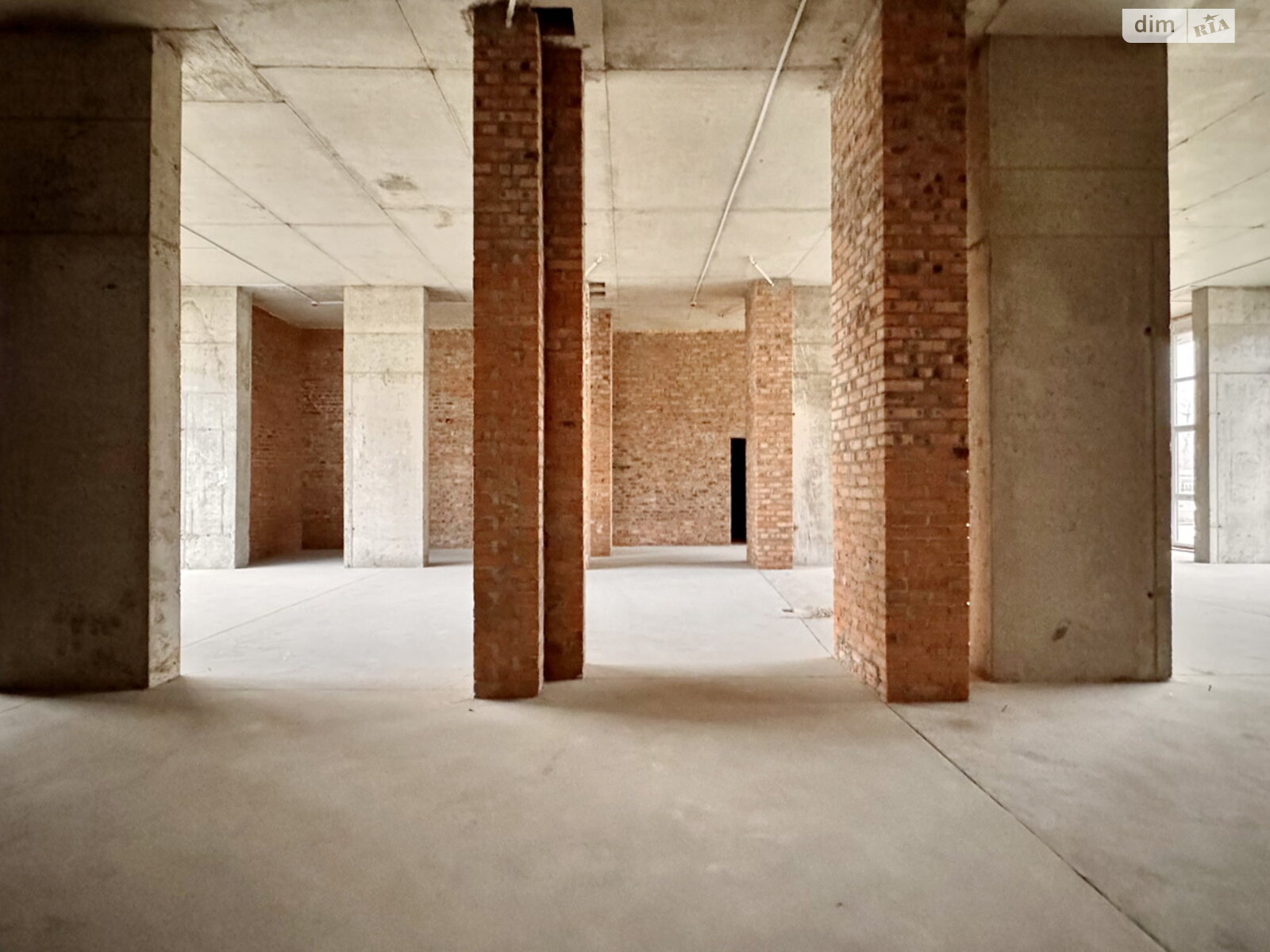 Коммерческое помещение в Львове, продажа по Миклеша Карла улица 20, район Сыховский, цена: 688 000 долларов за объект фото 1