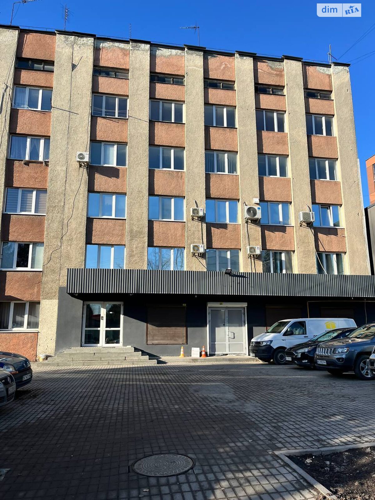 Коммерческое помещение в Львове, продажа по Зеленая улица 206, район Сыховский, цена: 1 300 000 долларов за объект фото 1 Коммерческое помещение в Львове, продажа по Зеленая улица 206, район Сыховский, цена: 1 300 000 долларов за объект фото 1