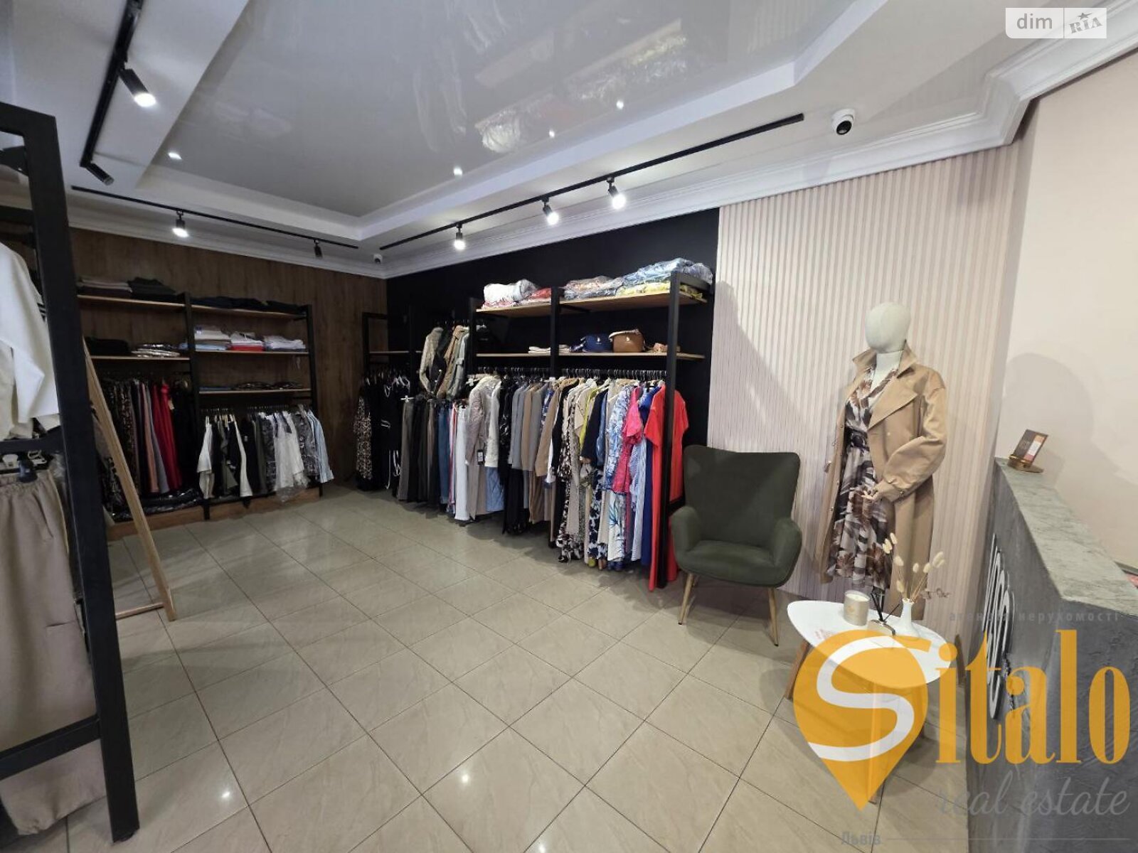 Комерційне приміщення в Львові, продаж по Князя Романа вулиця, район Центр, ціна: 192 000 доларів за об’єкт фото 1 Комерційне приміщення в Львові, продаж по Князя Романа вулиця, район Центр, ціна: 192 000 доларів за об’єкт фото 1