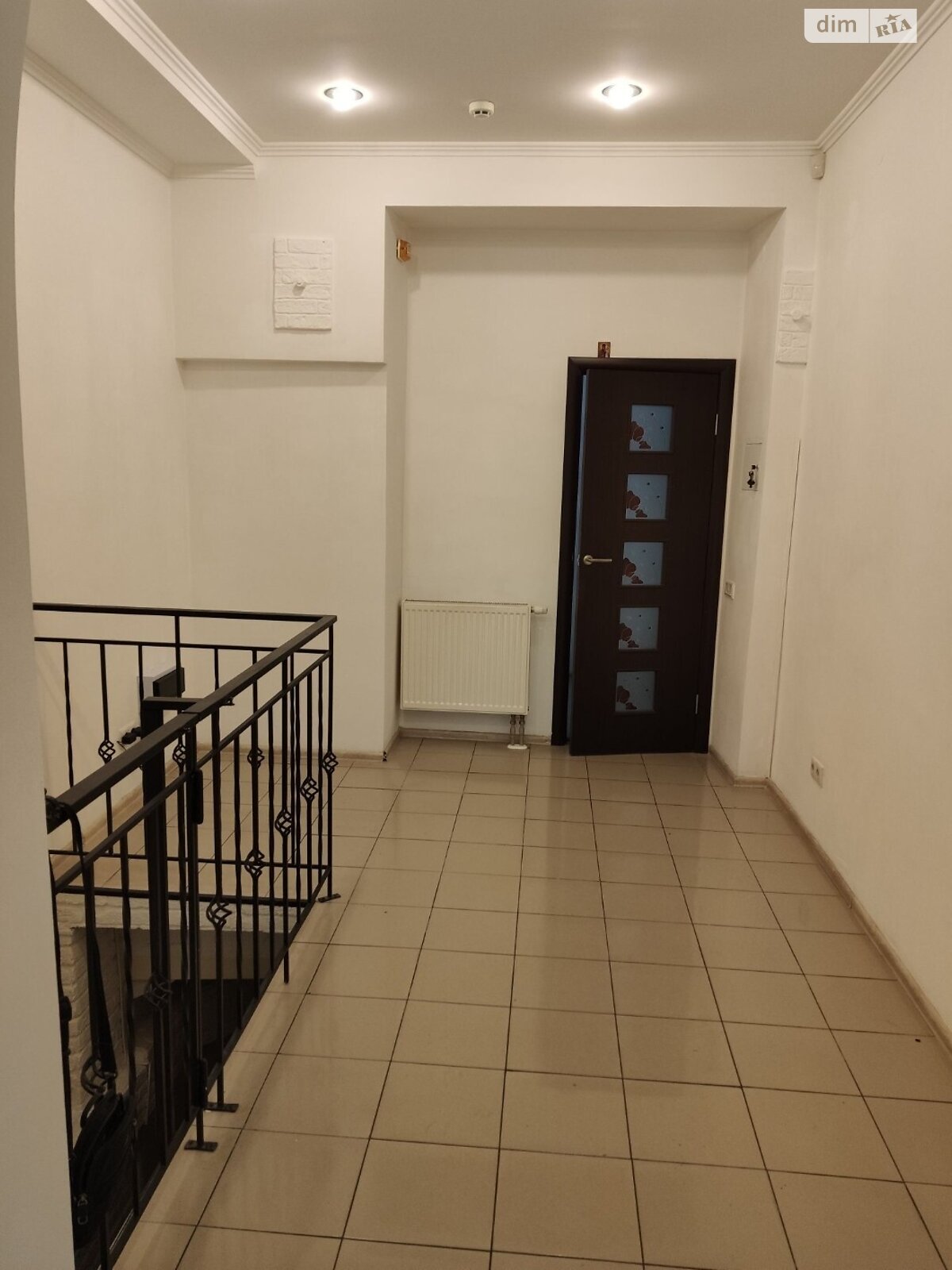 Коммерческое помещение в Львове, продажа по Шпитальная улица 26, район Центр, цена: 78 000 долларов за объект фото 1