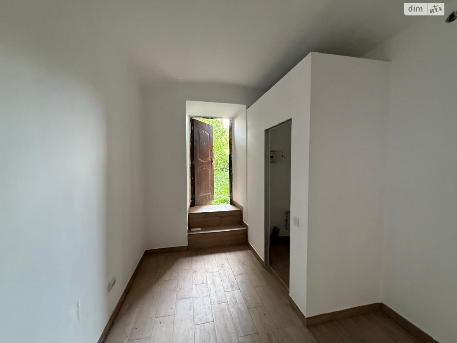 Комерційне приміщення в Львові, продаж по Шумлянських (Сєченова) вулиця, район Центр, ціна: 30 000 доларів за об’єкт фото 1 Комерційне приміщення в Львові, продаж по Шумлянських (Сєченова) вулиця, район Центр, ціна: 30 000 доларів за об’єкт фото 1