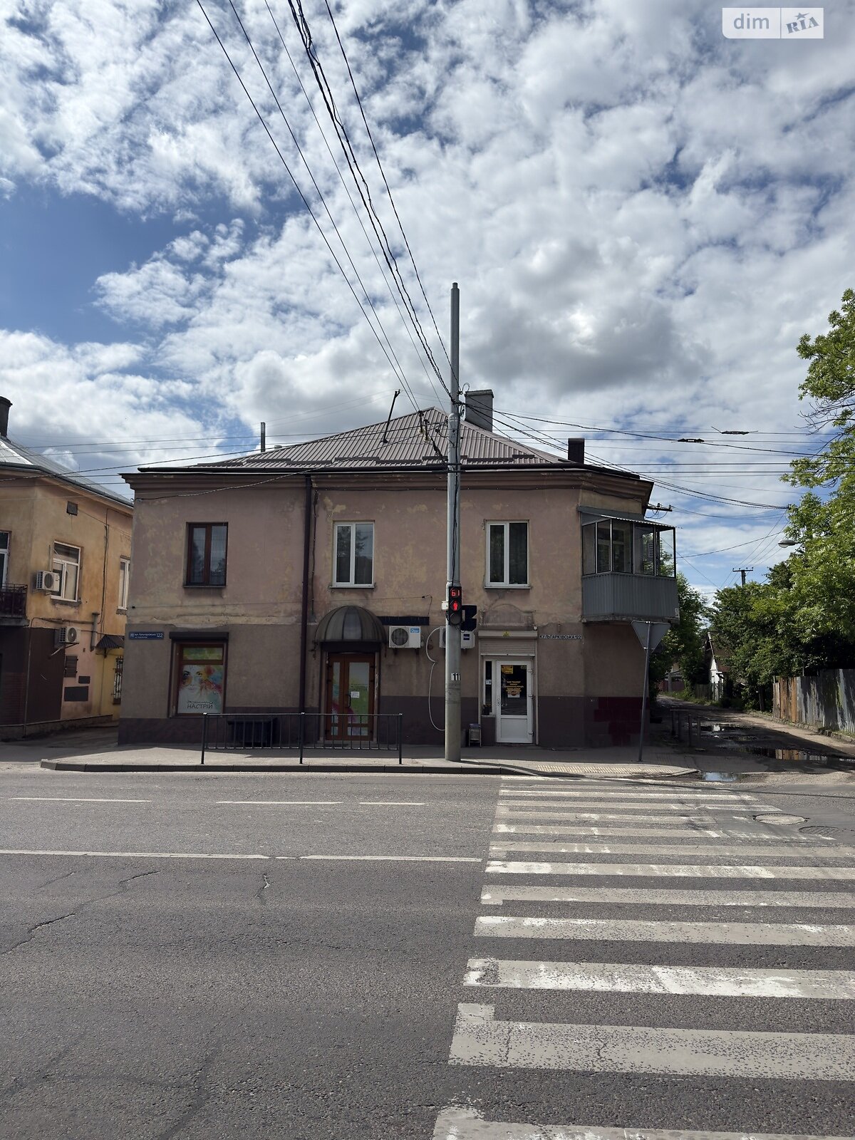 Коммерческое помещение в Львове, продажа по Кульпарковская улица, район Южный, цена: 68 000 долларов за объект фото 1 Коммерческое помещение в Львове, продажа по Кульпарковская улица, район Южный, цена: 68 000 долларов за объект фото 1