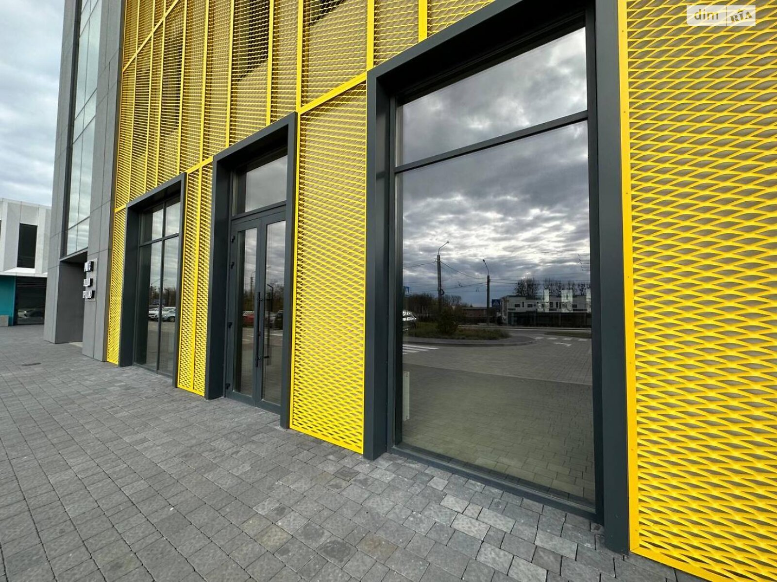 Комерційне приміщення в Львові, Зелена вулиця, ціна продажу: 595 000 доларів за об’єкт фото 1