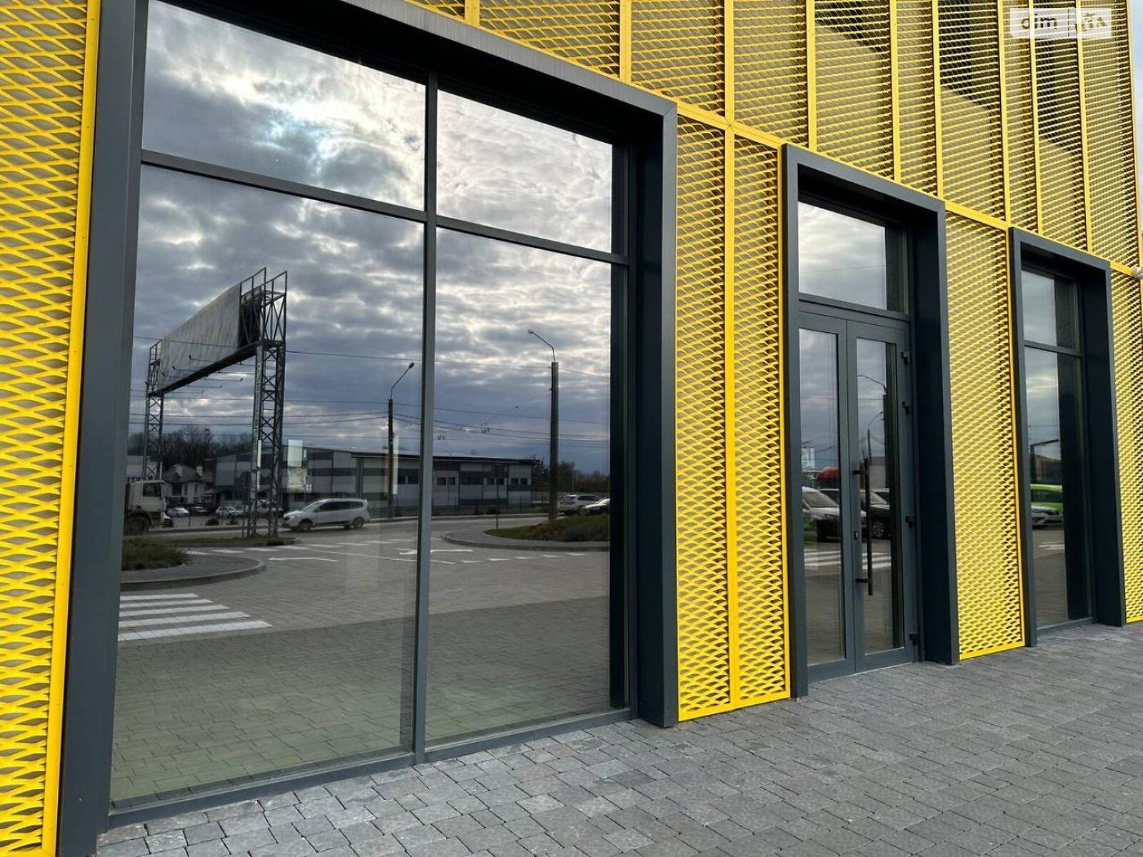 Комерційне приміщення в Львові, Зелена вулиця, ціна продажу: 595 000 доларів за об’єкт фото 1