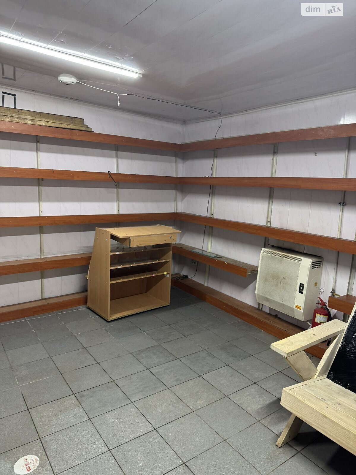 Коммерческое помещение в Лысогоре, Ярослава Мудрого улица, цена: продажи 10 000 долларов за объект фото 1 Коммерческое помещение в Лысогоре, Ярослава Мудрого улица, цена продажи: 10 000 долларов за объект фото 1