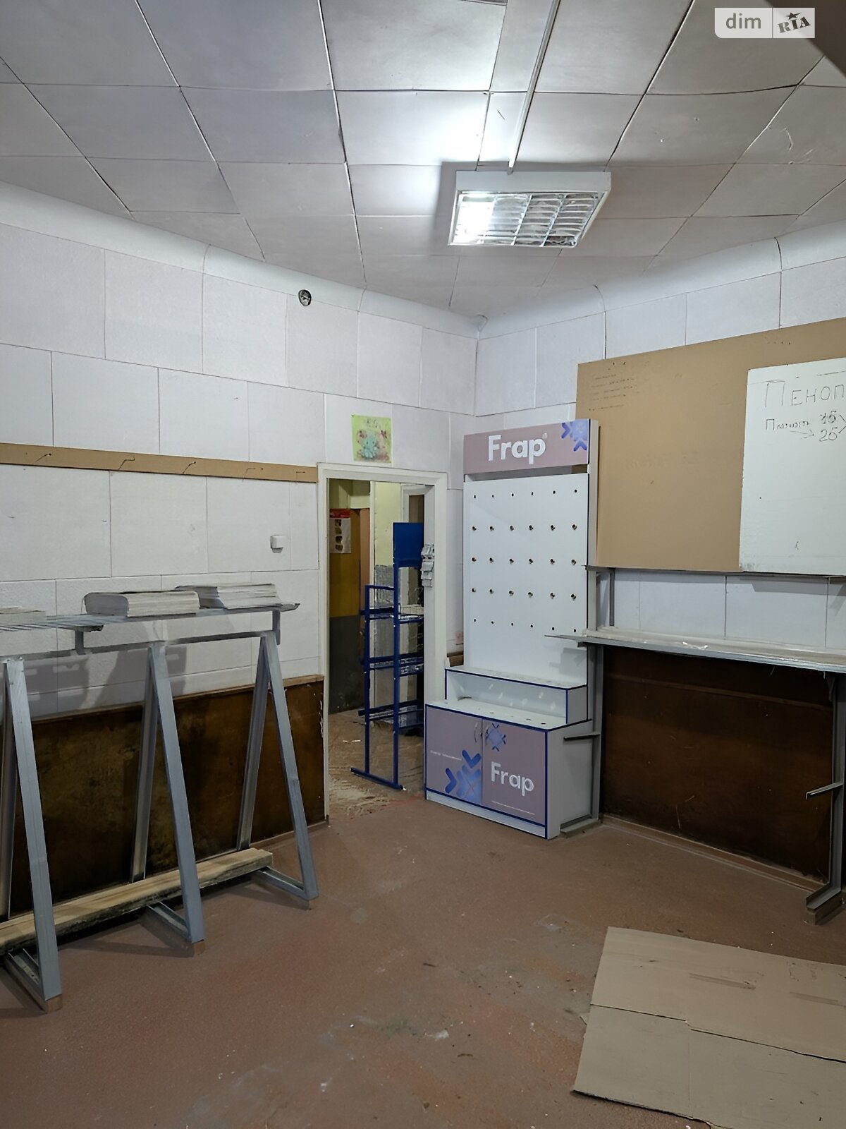 Комерційне приміщення в Люботині, продаж по вул. Джерелянська, район Люботин, ціна: 65 000 доларів за об’єкт фото 1 Комерційне приміщення в Люботині, продаж по вул. Джерелянська, район Люботин, ціна: 65 000 доларів за об’єкт фото 1
