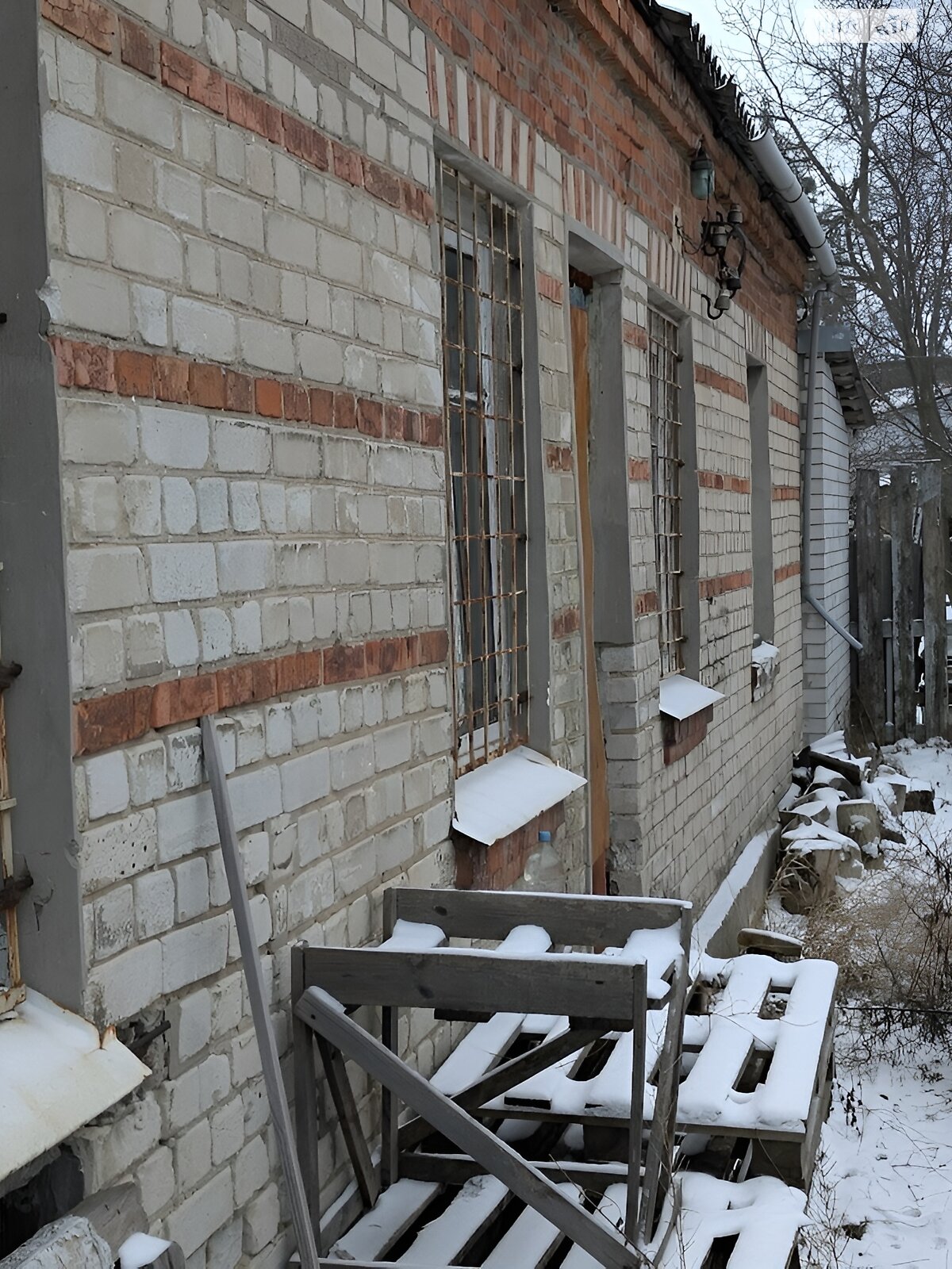Комерційне приміщення в Люботині, продаж по вул. Джерелянська, район Люботин, ціна: 65 000 доларів за об’єкт фото 1 Комерційне приміщення в Люботині, продаж по вул. Джерелянська, район Люботин, ціна: 65 000 доларів за об’єкт фото 1