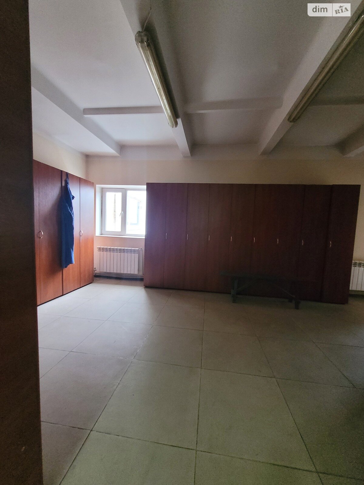 Коммерческое помещение в Майдановке, Пятирічка 18 а, цена: продажи 700 000 долларов за объект фото 1 Коммерческое помещение в Майдановке, Пятирічка 18 а, цена продажи: 700 000 долларов за объект фото 1
