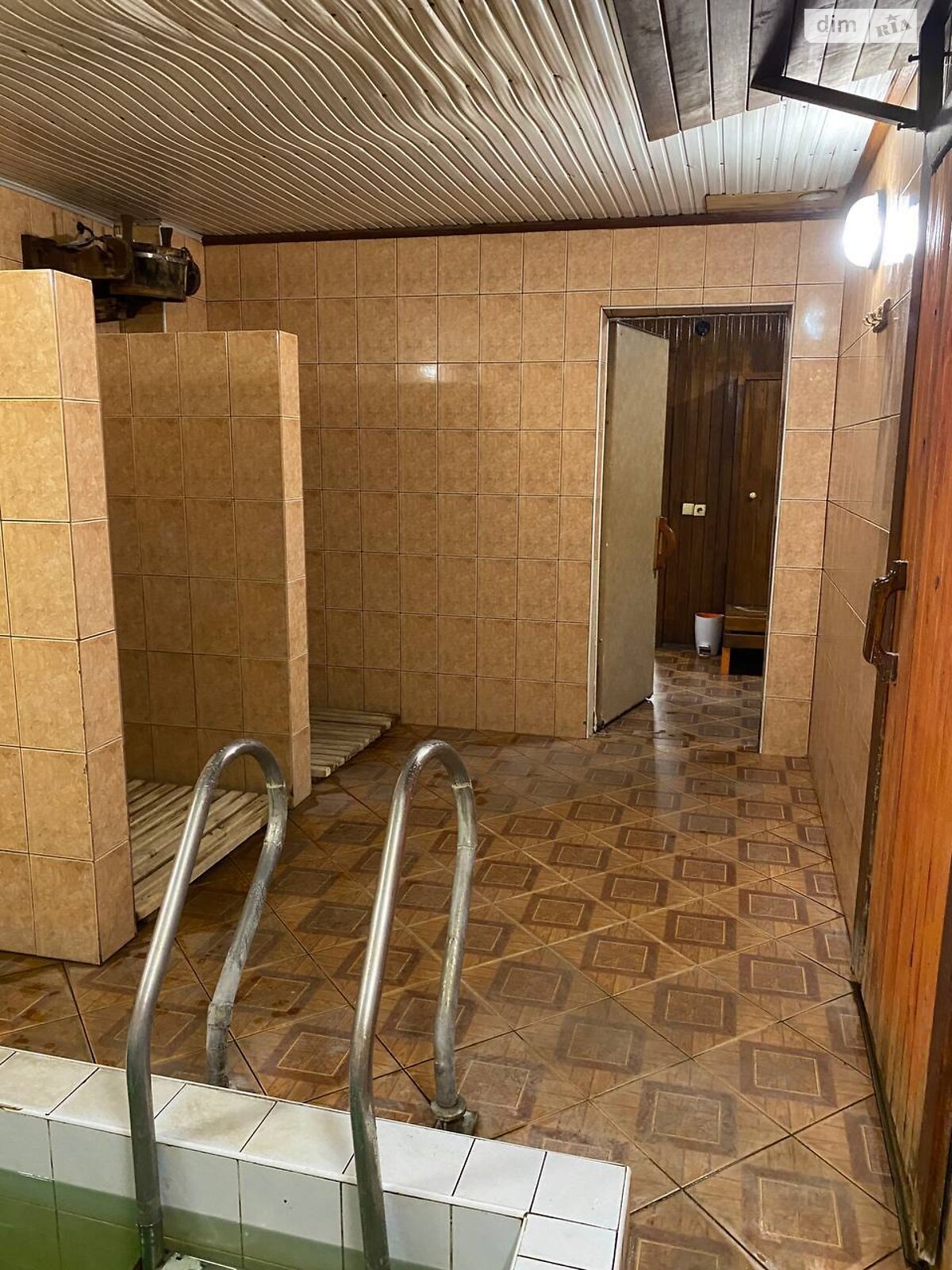 Комерційне приміщення в Миронівці, продаж по Соборності вулиця, район Миронівка, ціна: 310 000 доларів за об’єкт фото 1 Комерційне приміщення в Миронівці, продаж по Соборності вулиця, район Миронівка, ціна: 310 000 доларів за об’єкт фото 1