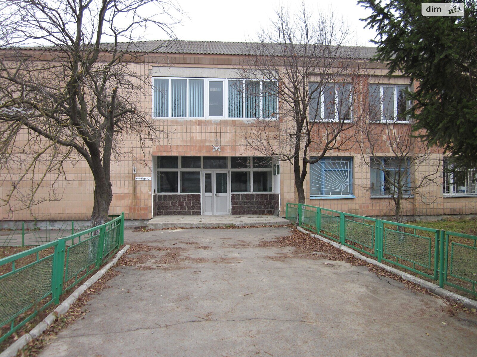 Комерційне приміщення в Млинові, продаж по Об’їздна вулиця, район Млинів, ціна: 380 000 доларів за об’єкт фото 1 Комерційне приміщення в Млинові, продаж по Об’їздна вулиця, район Млинів, ціна: 380 000 доларів за об’єкт фото 1