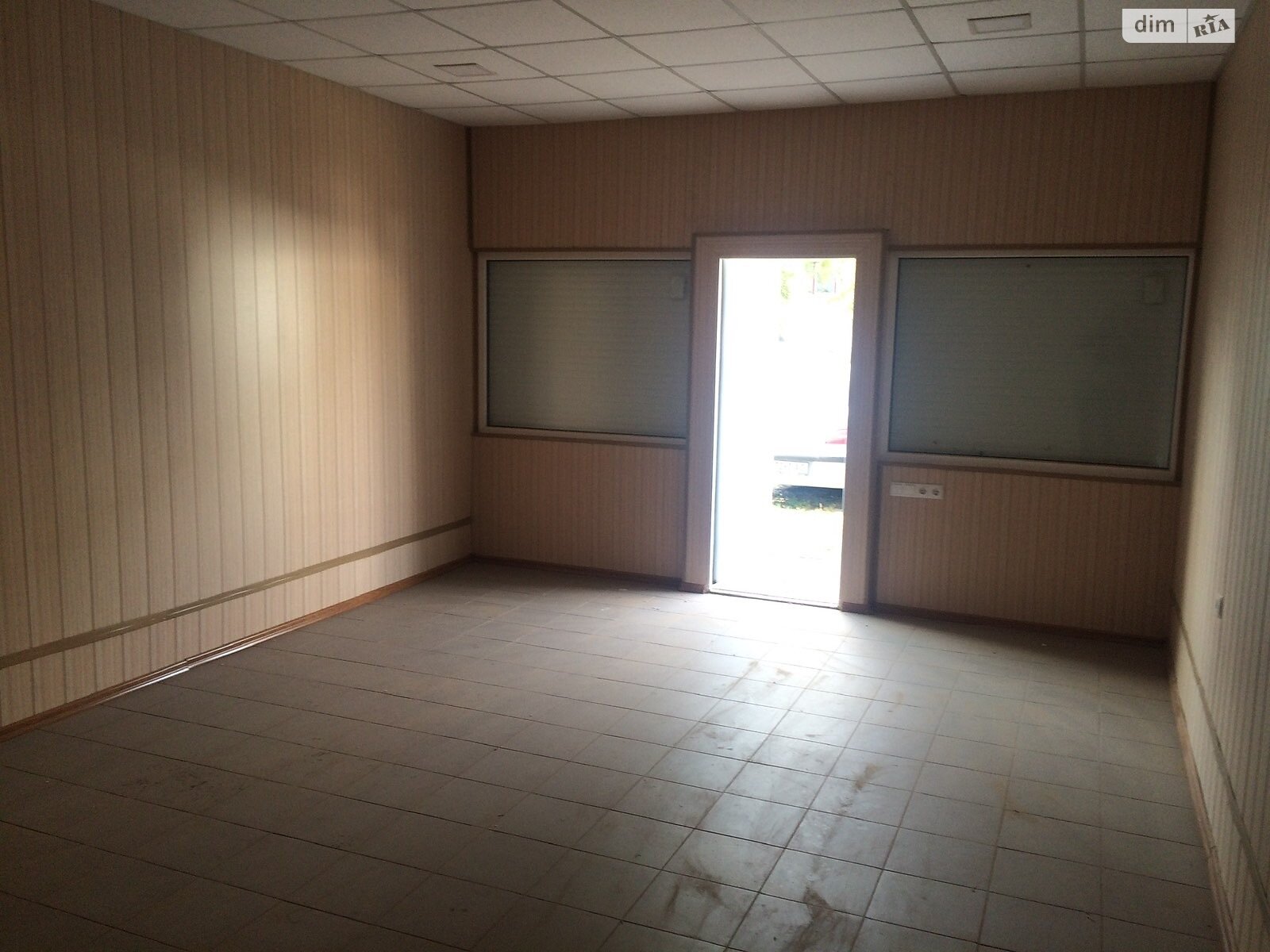 Коммерческое помещение в Могилеве-Подольском, 8-го Марта улица, цена: продажи 120 000 долларов за объект фото 1 Коммерческое помещение в Могилеве-Подольском, 8-го Марта улица, цена продажи: 120 000 долларов за объект фото 1