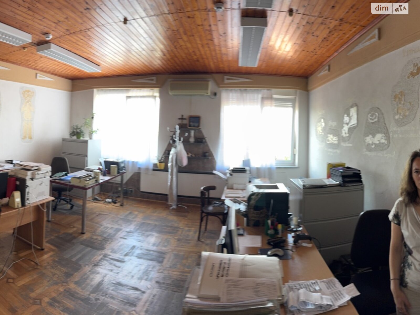 Коммерческое помещение в Мукачеве, продажа по Ужгородская улица, район Мукачево, цена: 1 100 000 долларов за объект фото 1 Коммерческое помещение в Мукачеве, продажа по Ужгородская улица, район Мукачево, цена: 1 100 000 долларов за объект фото 1