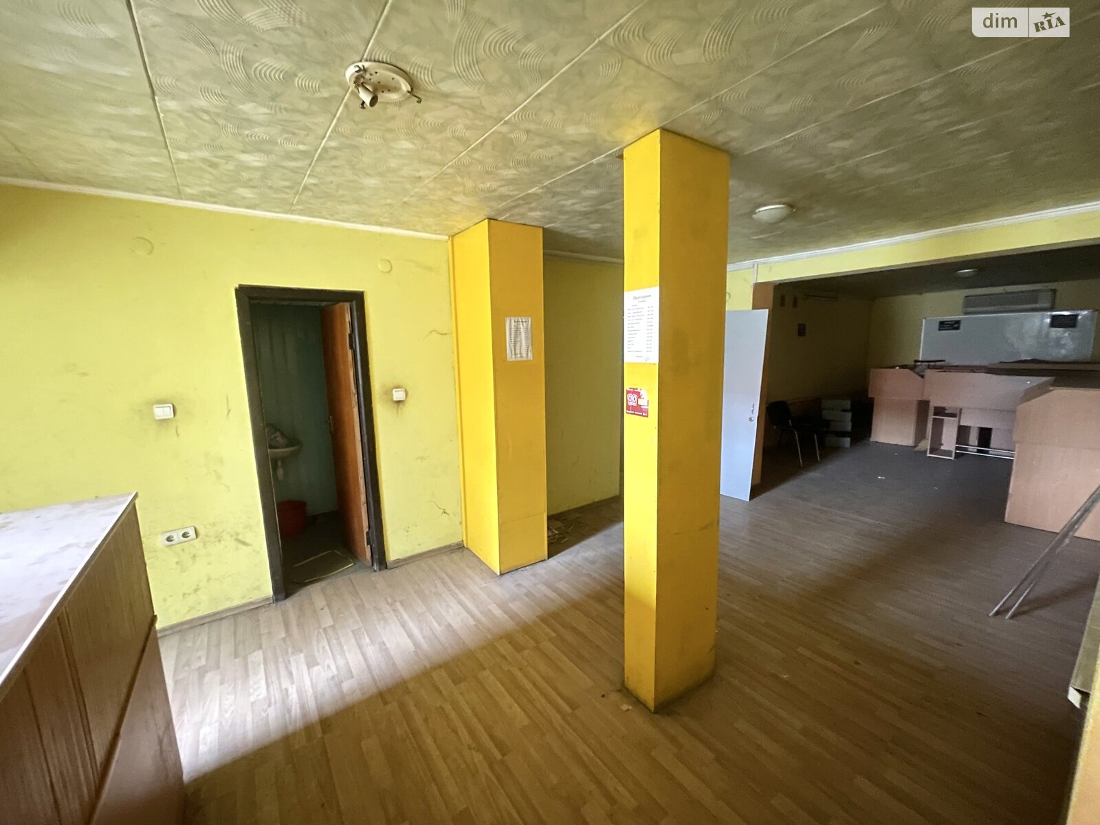Комерційне приміщення в Мукачеві, продаж по Олександра Осипенка вулиця, район Росвигово, ціна: 38 000 доларів за об’єкт фото 1 Комерційне приміщення в Мукачеві, продаж по Олександра Осипенка вулиця, район Росвигово, ціна: 38 000 доларів за об’єкт фото 1