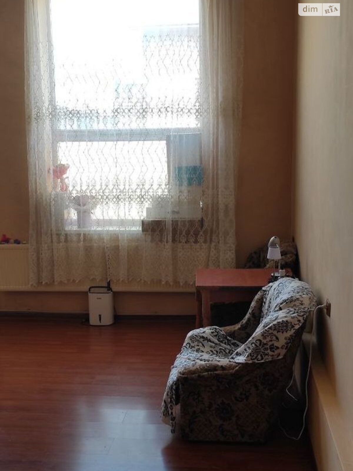 Коммерческое помещение в Мукачеве, продажа по Ивана Маргитича улица, район Центр, цена: 70 000 долларов за объект фото 1 Коммерческое помещение в Мукачеве, продажа по Ивана Маргитича улица, район Центр, цена: 70 000 долларов за объект фото 1