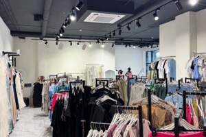 Комерційне приміщення в Мукачеві, продаж по Ринкова (Возз’єднання) вулиця, район Центр, ціна: 172 500 доларів за об’єкт фото 2