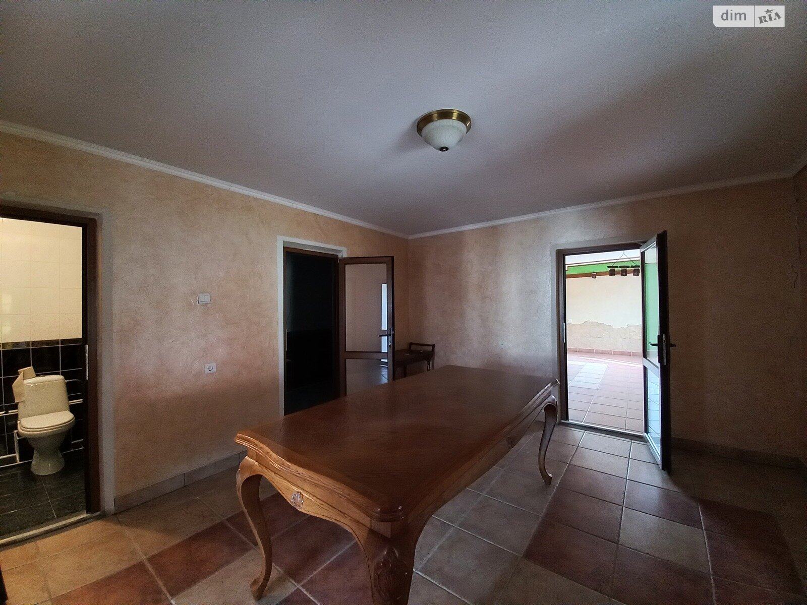 Коммерческое помещение в Мысловке, Розтока улица 73, цена: продажи 285 000 долларов за объект фото 1 Коммерческое помещение в Мысловке, Розтока улица 73, цена продажи: 285 000 долларов за объект фото 1