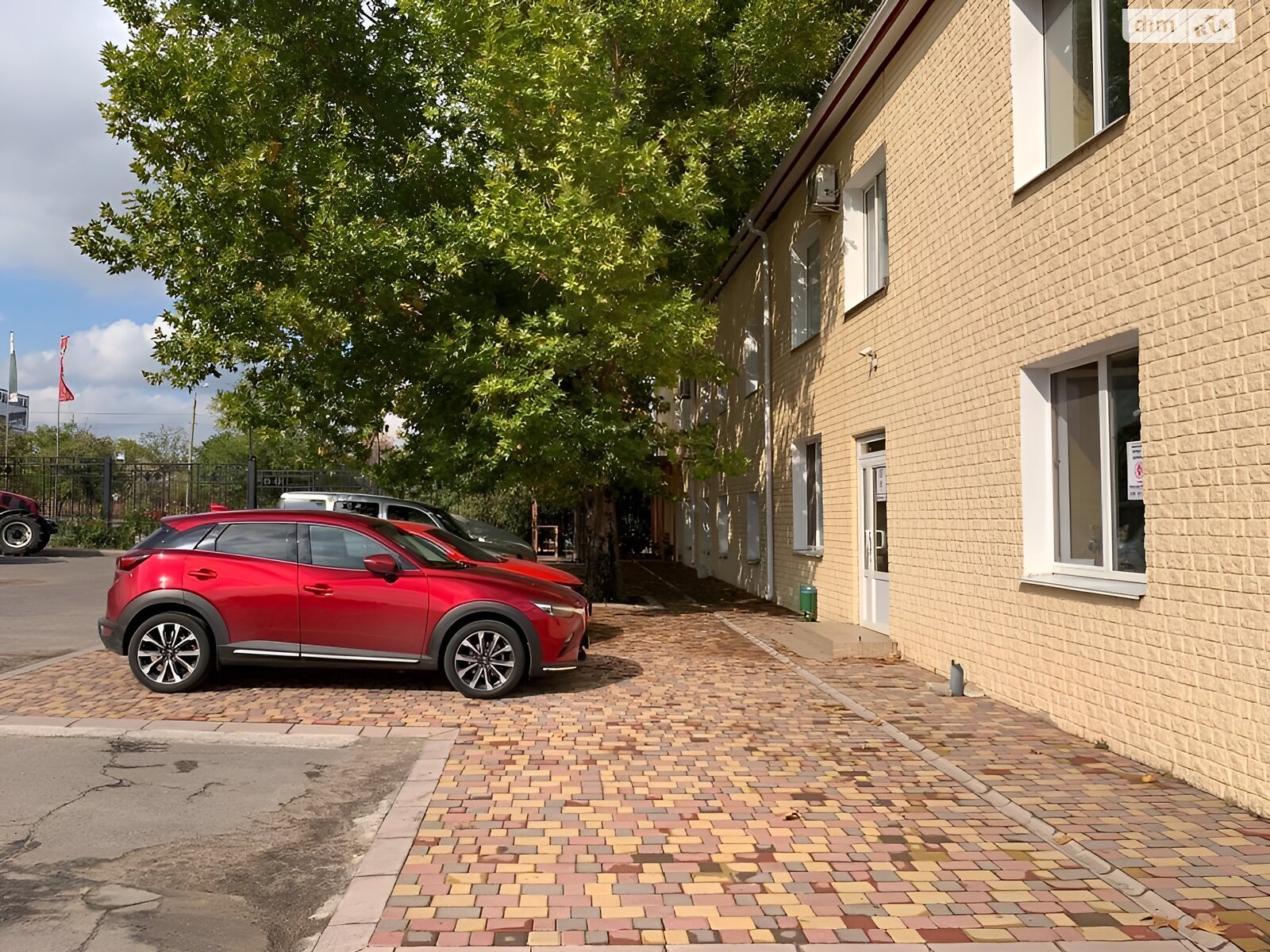 Коммерческое помещение в Николаеве, продажа по Троицкая улица 240А/5, район Ингульский, цена: 390 000 долларов за объект фото 1 Коммерческое помещение в Николаеве, продажа по Троицкая улица 240А/5, район Ингульский, цена: 390 000 долларов за объект фото 1