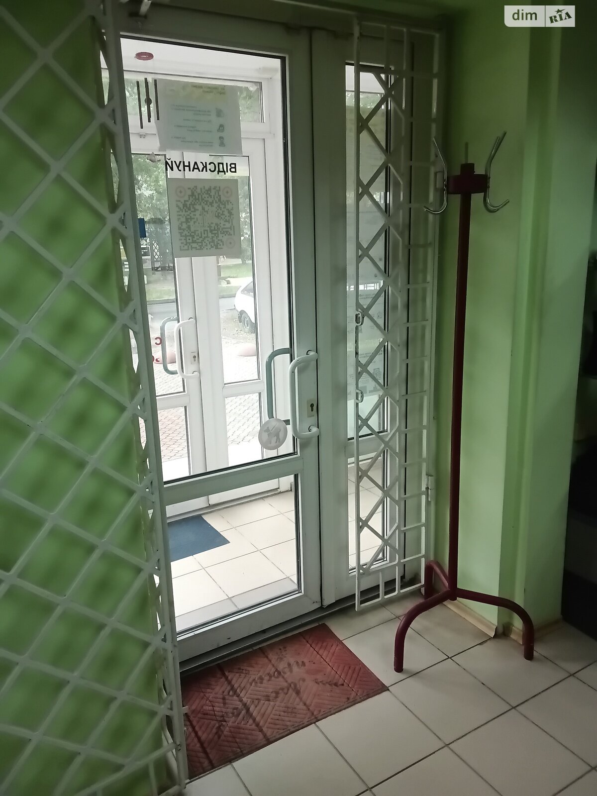 Комерційне приміщення в Миколаєві, продаж по Героїв України проспект, район Соляні, ціна: 45 999 доларів за об’єкт фото 1 Комерційне приміщення в Миколаєві, продаж по Героїв України проспект, район Соляні, ціна: 45 999 доларів за об’єкт фото 1