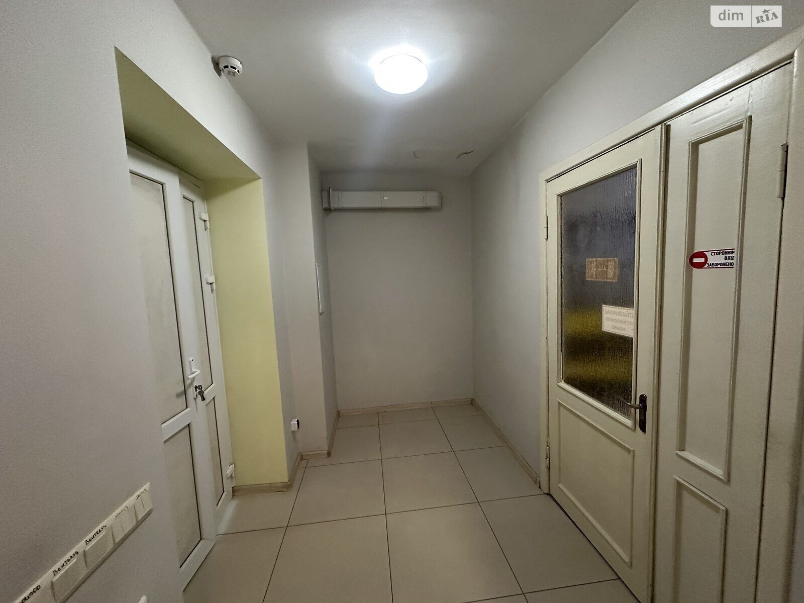 Комерційне приміщення в Миколаєві, продаж по Південна вулиця, район ЮТЗ, ціна: 70 000 доларів за об’єкт фото 1 Комерційне приміщення в Миколаєві, продаж по Південна вулиця, район ЮТЗ, ціна: 70 000 доларів за об’єкт фото 1