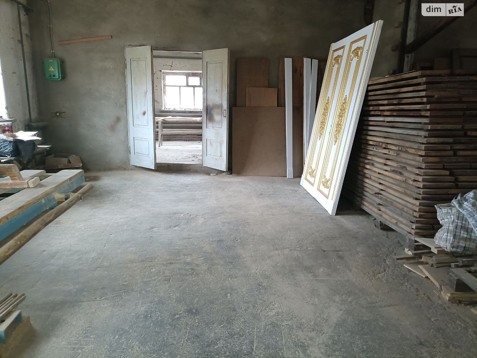 Коммерческое помещение в Новой Дмитровке, Шевченко улица, цена продажи: 80 000 долларов за объект фото 1