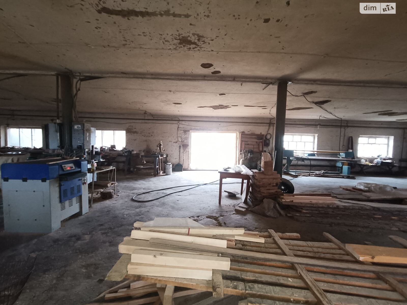 Коммерческое помещение в Новой Дмитровке, Шевченко улица, цена продажи: 80 000 долларов за объект фото 1