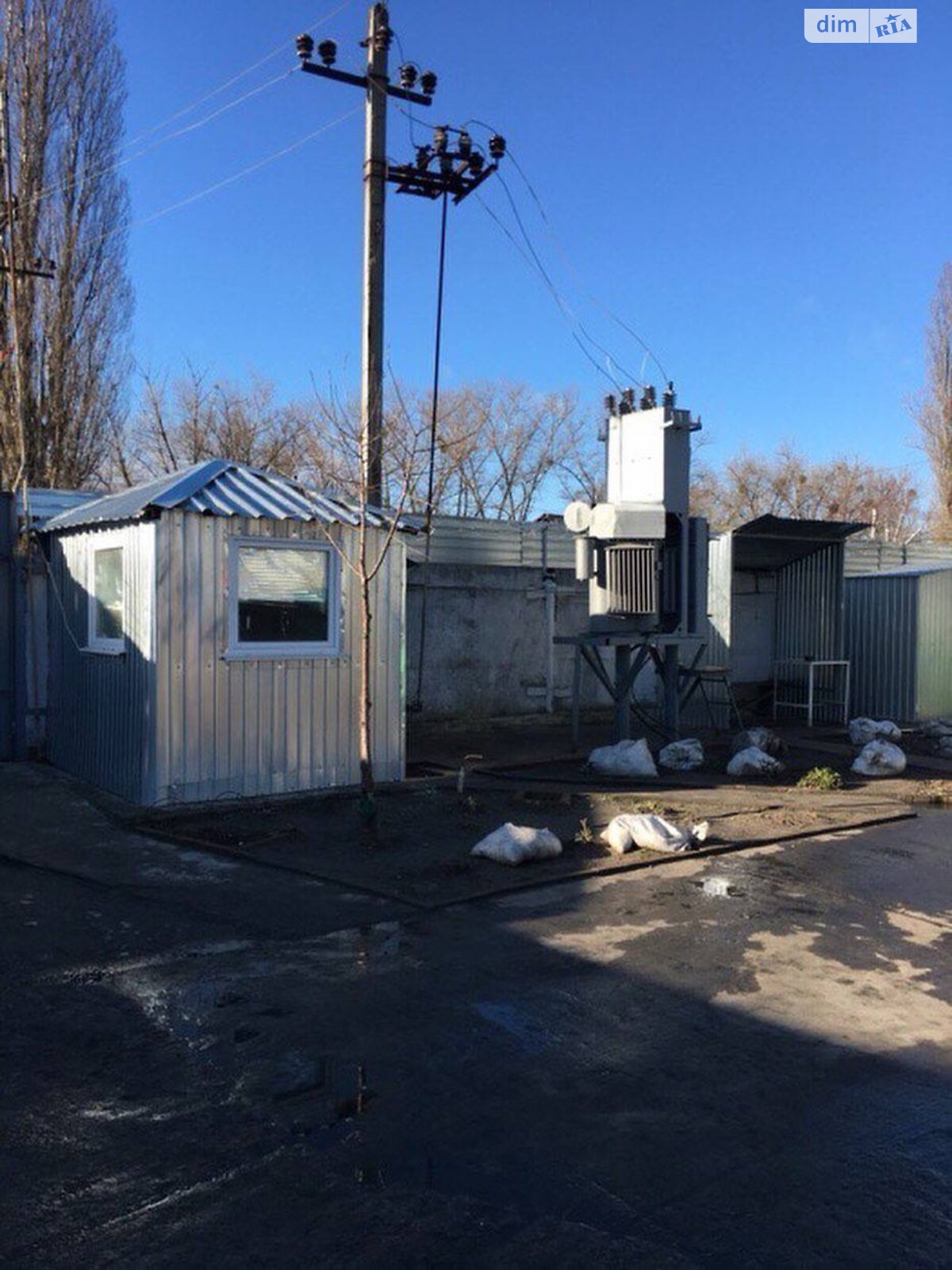 Коммерческое помещение в Самаре, продажа по Зины Белой улица, район Новомосковск, цена: 200 000 долларов за объект фото 1 Коммерческое помещение в Самаре, продажа по Зины Белой улица, район Новомосковск, цена: 200 000 долларов за объект фото 1