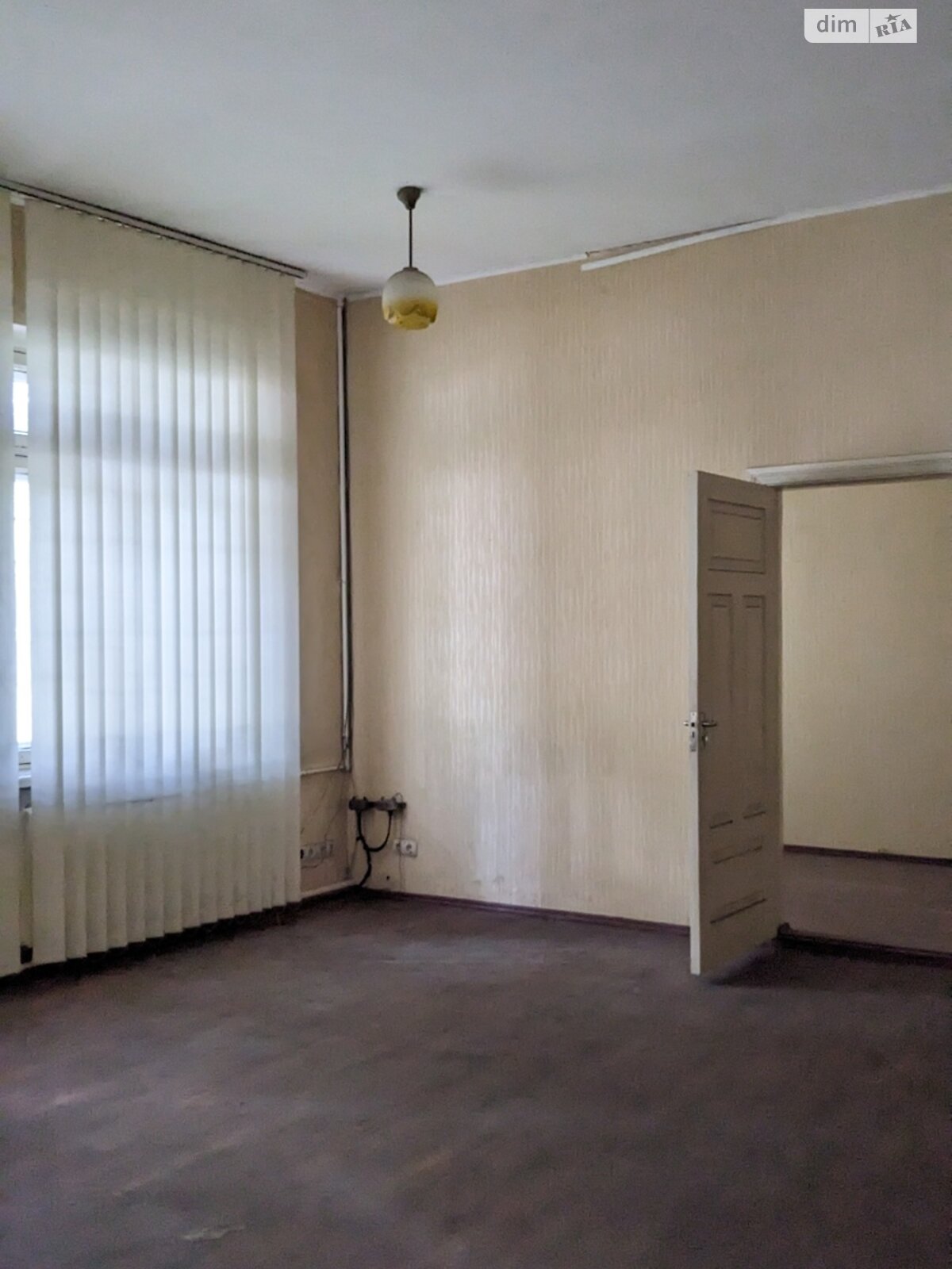 Коммерческое помещение в Новомосковске, Сучкова улица, цена продажи: 115 000 долларов за объект фото 1