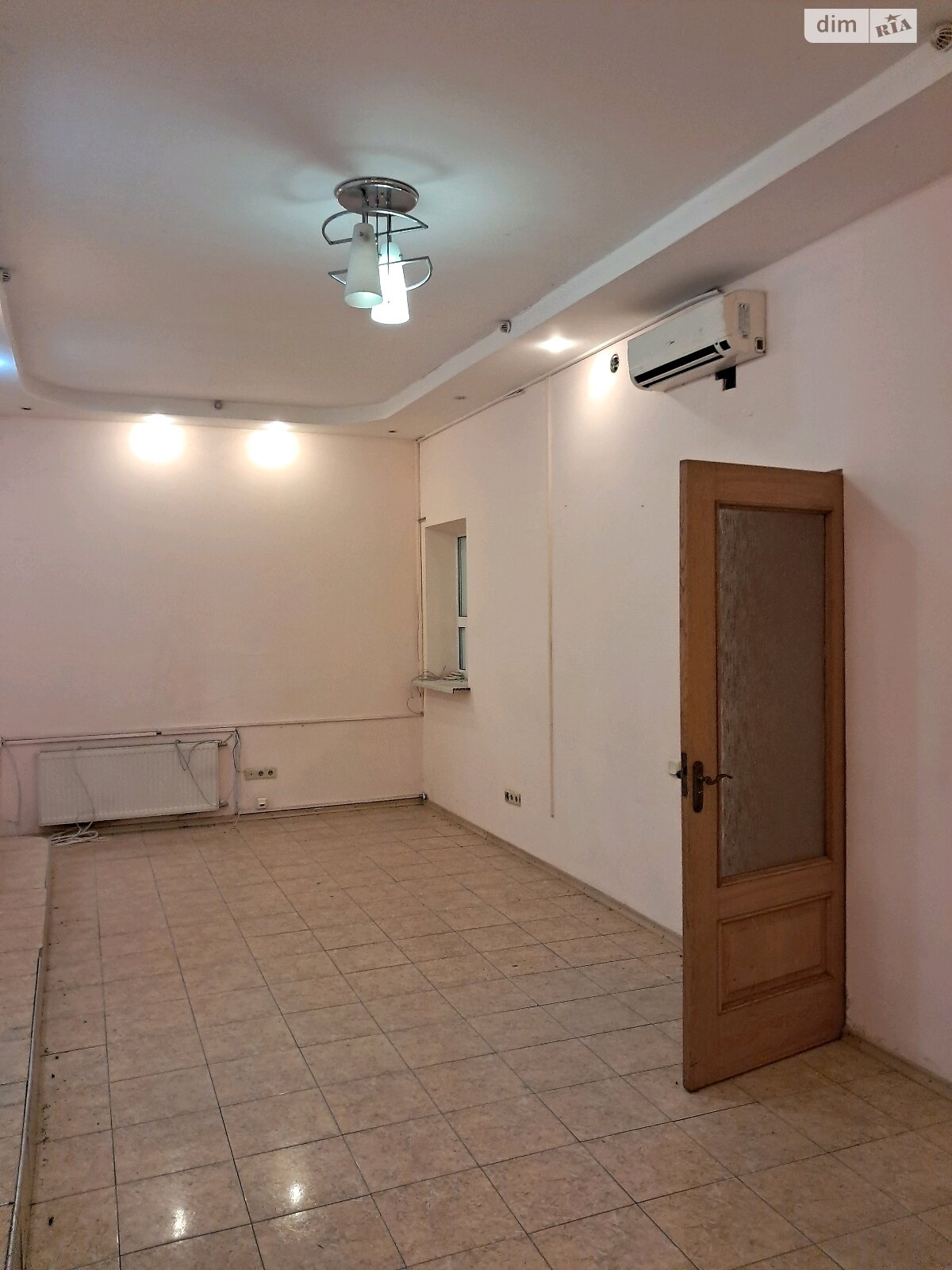 Коммерческое помещение в Одессе, Базарная улица 41, цена: продажи 80 000 долларов за объект фото 1 Коммерческое помещение в Одессе, Базарная улица 41, цена продажи: 80 000 долларов за объект фото 1