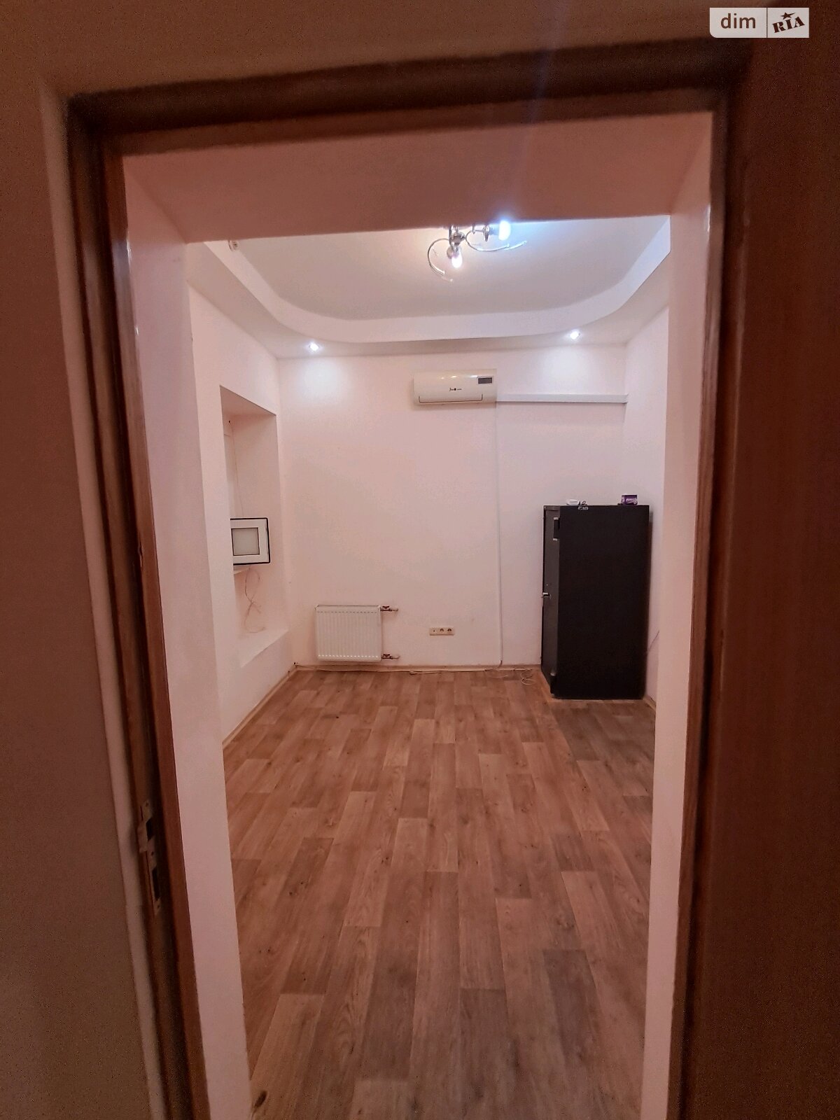 Коммерческое помещение в Одессе, Базарная улица 41, цена: продажи 80 000 долларов за объект фото 1 Коммерческое помещение в Одессе, Базарная улица 41, цена продажи: 80 000 долларов за объект фото 1