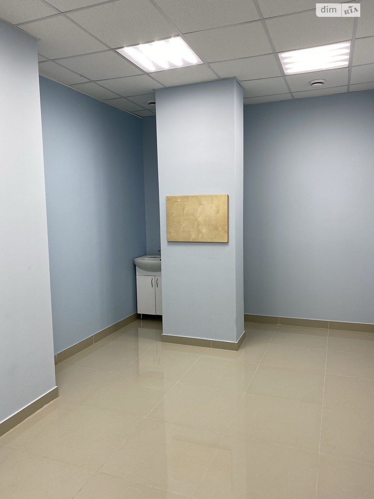 Комерційне приміщення в Одесі, продаж по Макаренка вулиця, район Великий Фонтан, ціна: 100 000 доларів за об’єкт фото 1 Комерційне приміщення в Одесі, продаж по Макаренка вулиця, район Великий Фонтан, ціна: 100 000 доларів за об’єкт фото 1