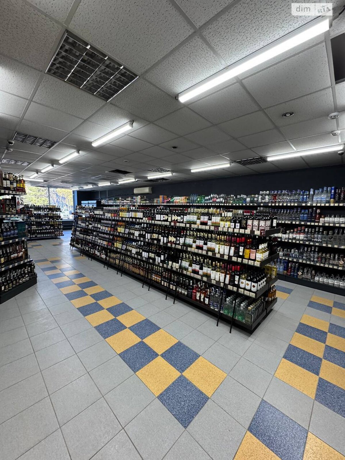 Комерційне приміщення в Одесі, продаж по Варненська вулиця 7В, район Чубаївка, ціна: 350 006 доларів за об’єкт фото 1 Комерційне приміщення в Одесі, продаж по Варненська вулиця 7В, район Чубаївка, ціна: 350 006 доларів за об’єкт фото 1