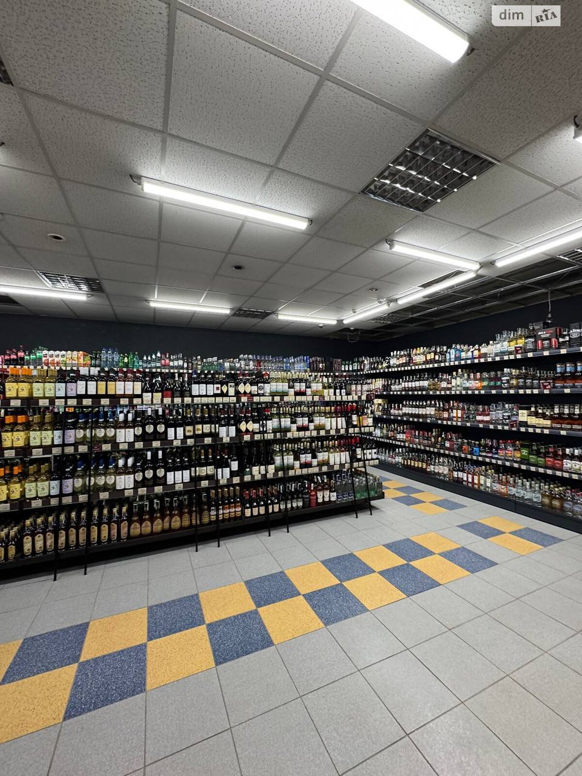 Комерційне приміщення в Одесі, продаж по Варненська вулиця 7В, район Чубаївка, ціна: 350 006 доларів за об’єкт фото 1 Комерційне приміщення в Одесі, продаж по Варненська вулиця 7В, район Чубаївка, ціна: 350 006 доларів за об’єкт фото 1