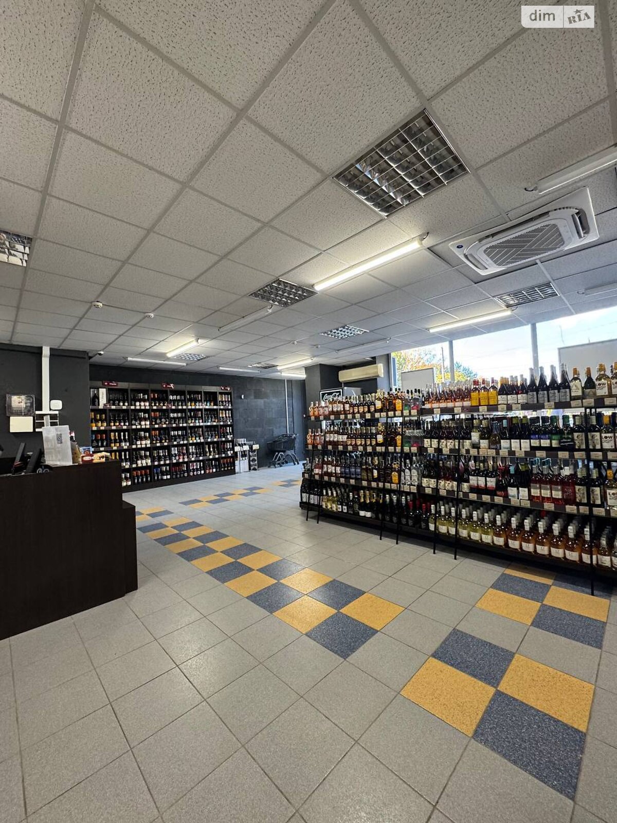 Комерційне приміщення в Одесі, продаж по Варненська вулиця 7В, район Чубаївка, ціна: 350 006 доларів за об’єкт фото 1 Комерційне приміщення в Одесі, продаж по Варненська вулиця 7В, район Чубаївка, ціна: 350 006 доларів за об’єкт фото 1