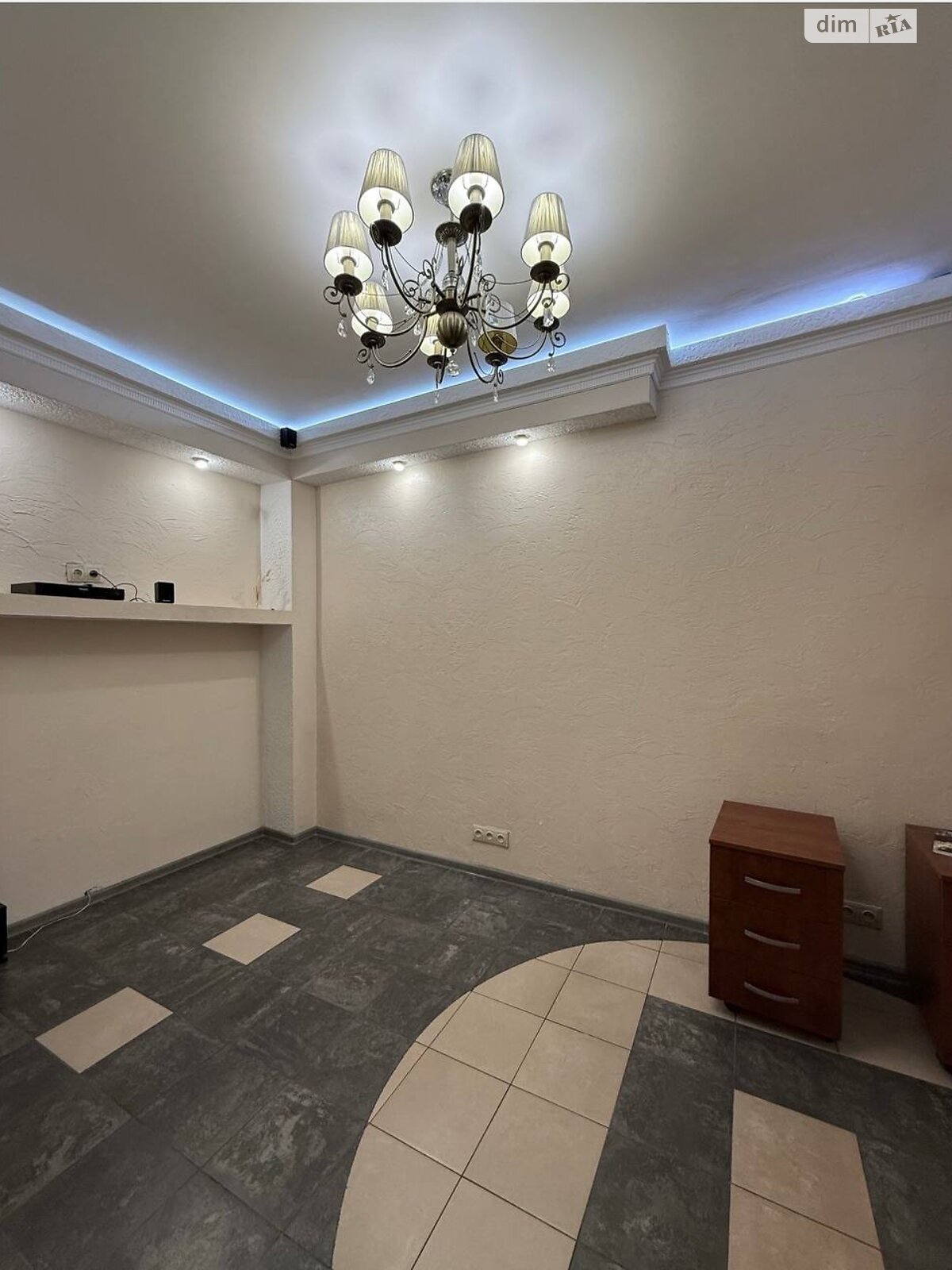 Комерційне приміщення в Одесі, Грецька вулиця 35, ціна продажу: 58 000 доларів за об’єкт фото 1 Комерційне приміщення в Одесі, Грецька вулиця 35, ціна продажу: 58 000 доларів за об’єкт фото 1