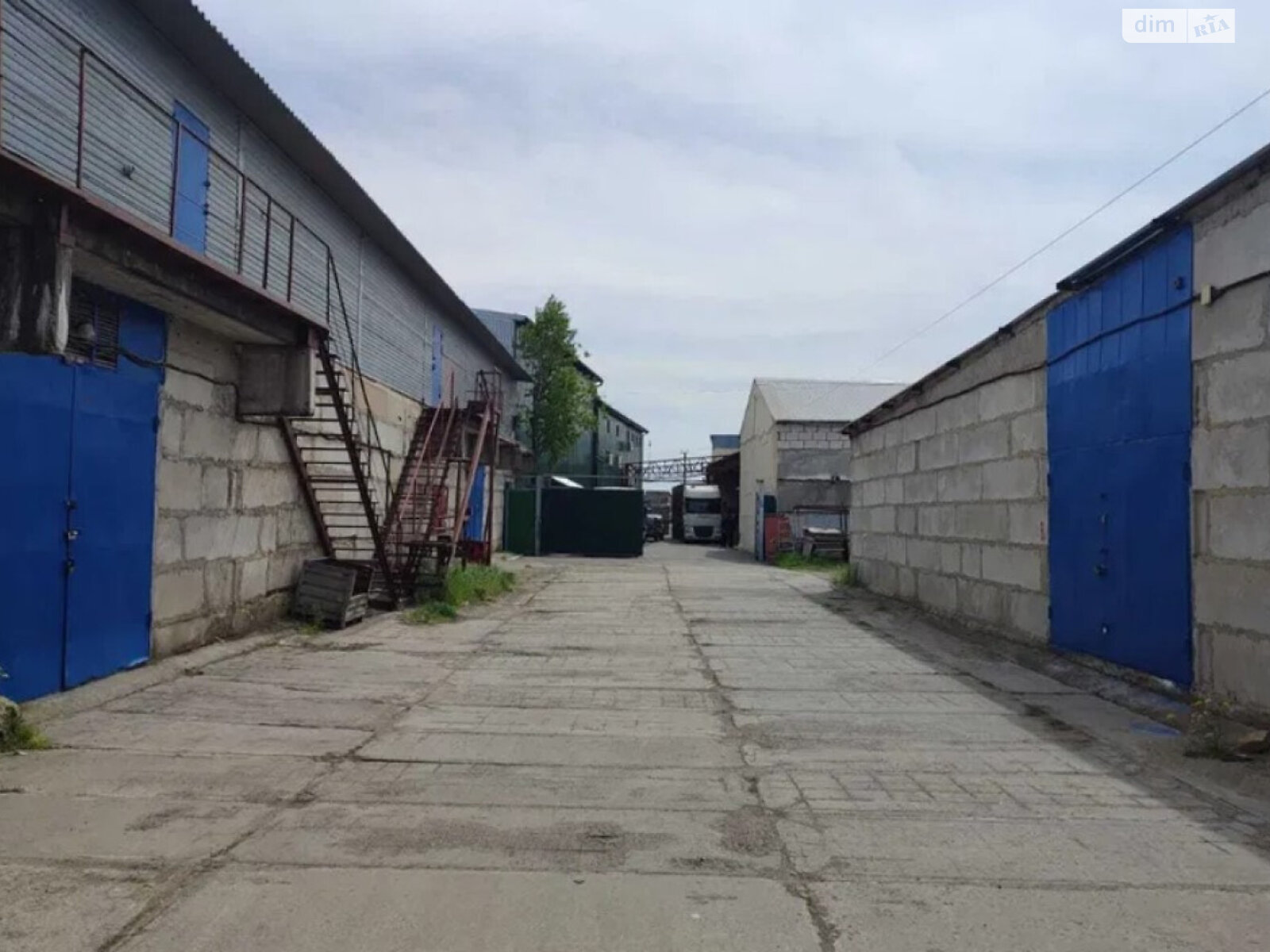 Комерційне приміщення в Одесі, продаж по Базова вулиця, район Хаджибейський, ціна: 750 000 доларів за об’єкт фото 1 Комерційне приміщення в Одесі, продаж по Базова вулиця, район Хаджибейський, ціна: 750 000 доларів за об’єкт фото 1