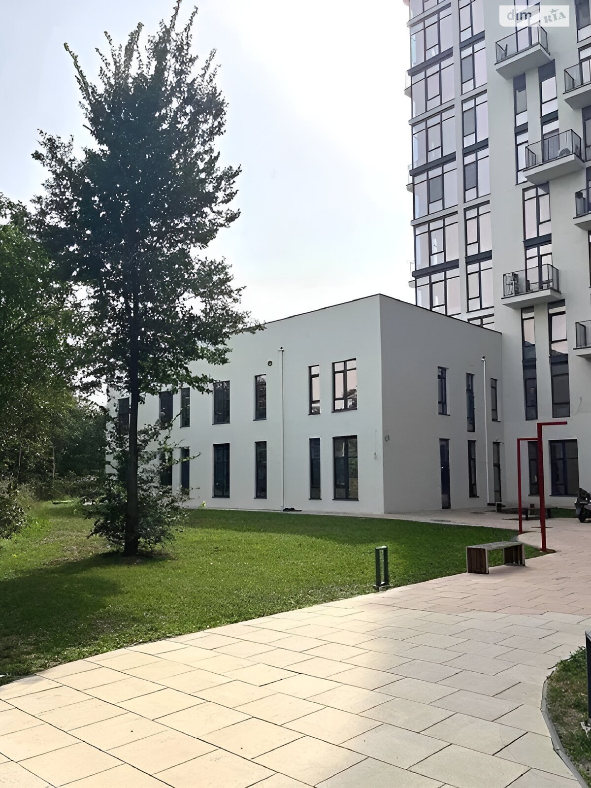 Коммерческое помещение в Одессе, продажа по Радостная улица 29 корпус 1, район Хаджибейский, цена: 540 000 долларов за объект фото 1 Коммерческое помещение в Одессе, продажа по Радостная улица 29 корпус 1, район Хаджибейский, цена: 540 000 долларов за объект фото 1