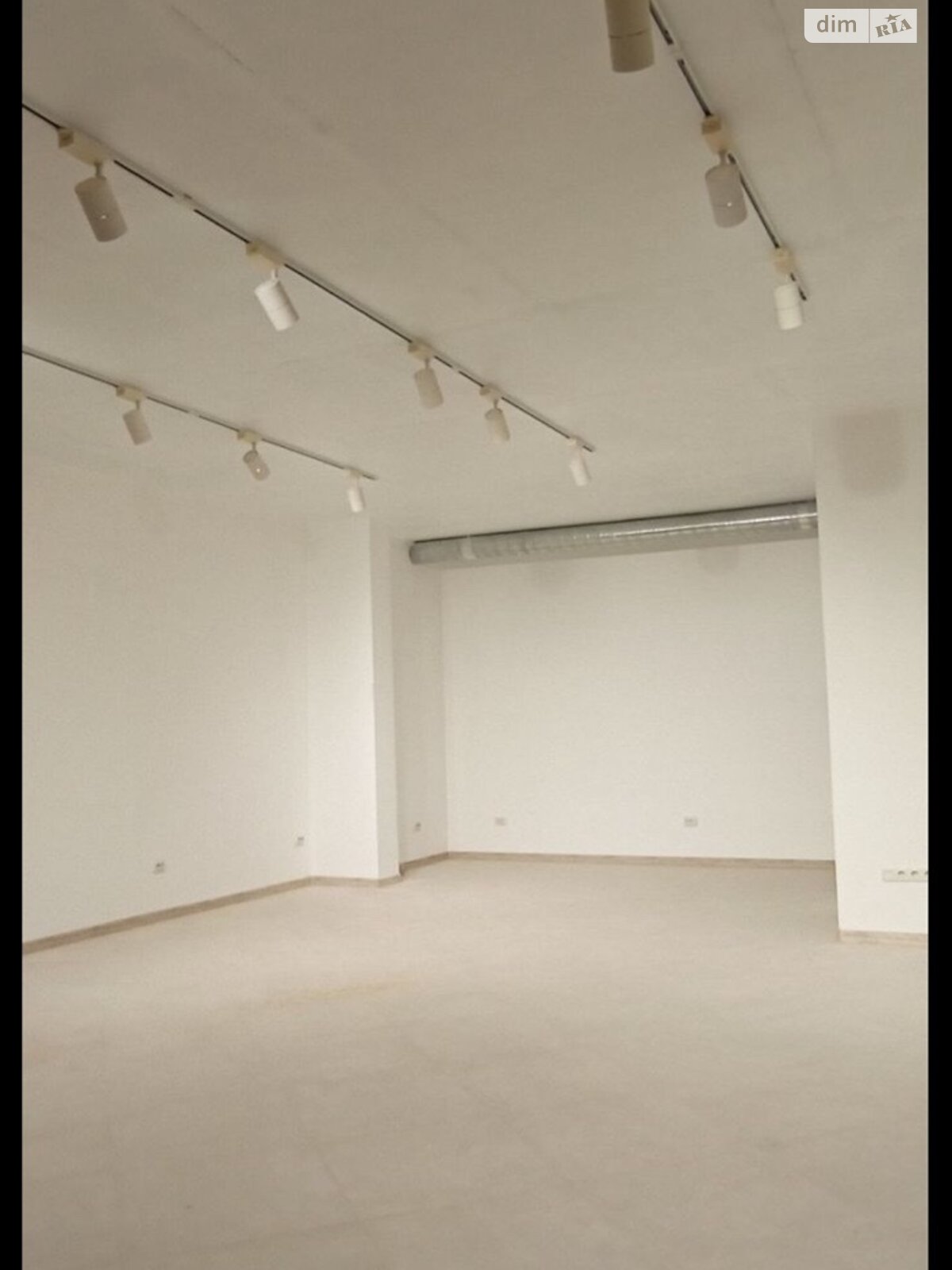 Коммерческое помещение в Лиманке, Жемчужная улица 3А, цена: продажи 80 000 долларов за объект фото 1 Коммерческое помещение в Лиманке, Жемчужная улица 3А, цена продажи: 80 000 долларов за объект фото 1