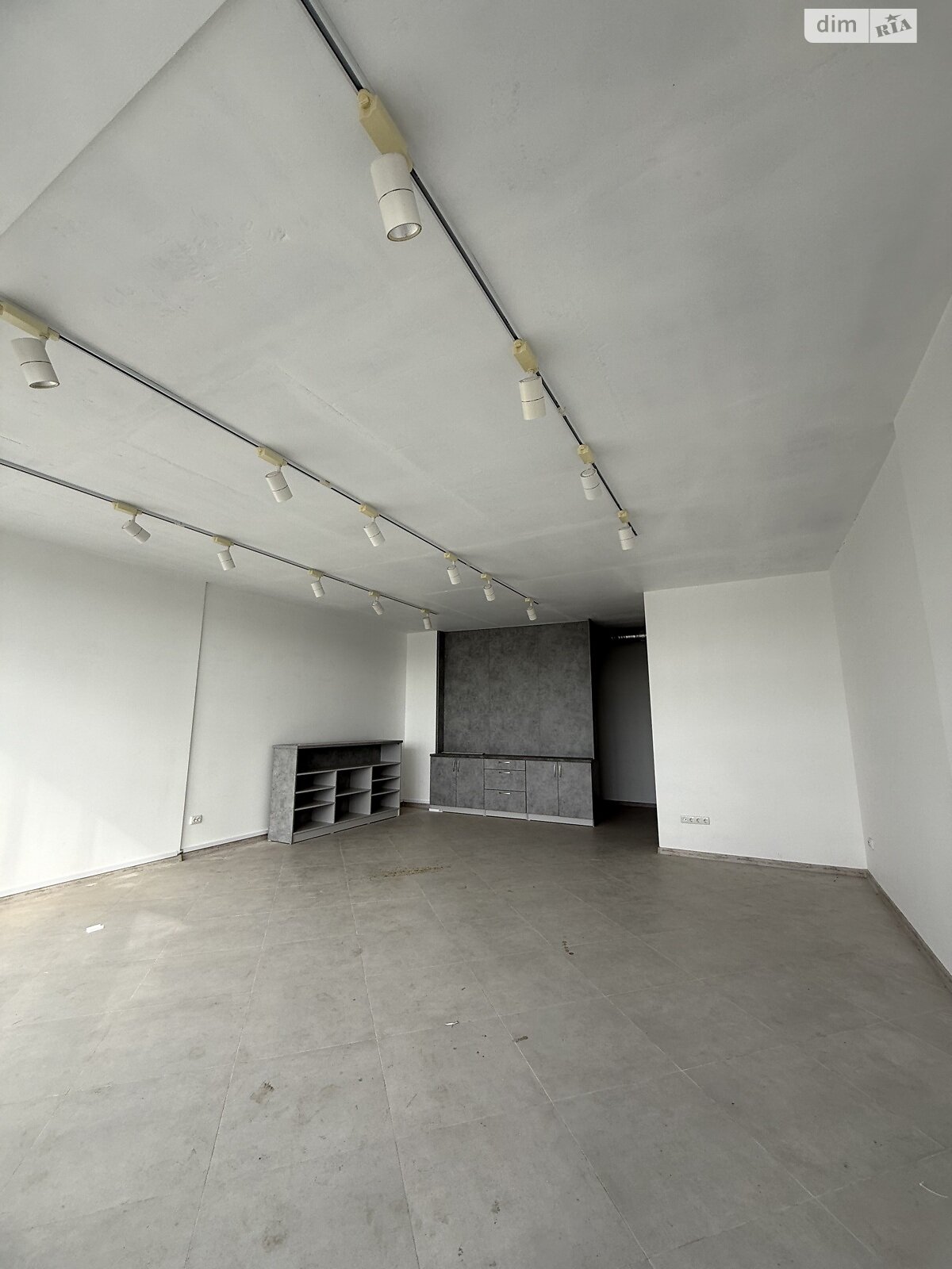 Коммерческое помещение в Лиманке, Жемчужная улица 3А, цена: продажи 80 000 долларов за объект фото 1 Коммерческое помещение в Лиманке, Жемчужная улица 3А, цена продажи: 80 000 долларов за объект фото 1