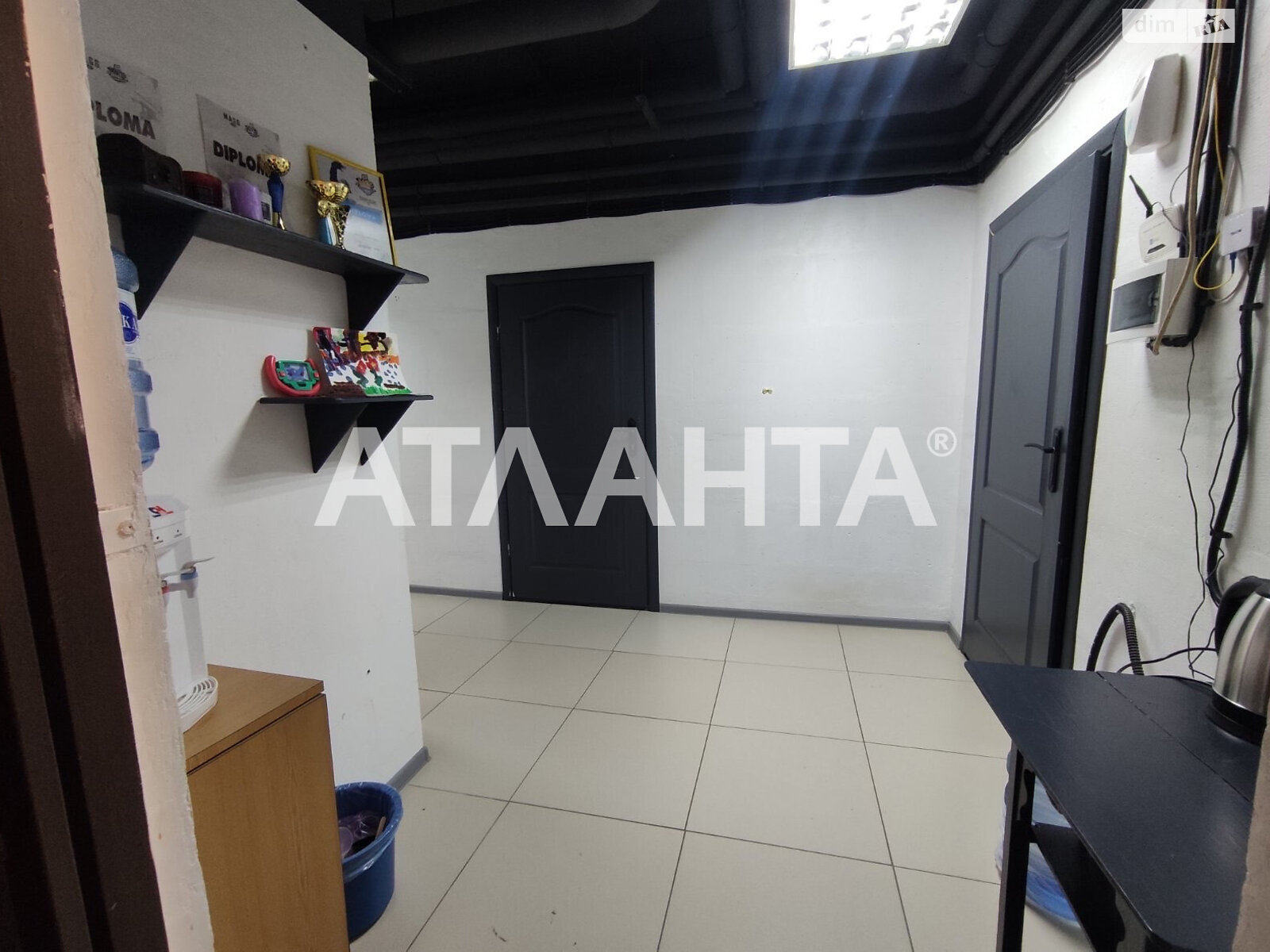 Комерційне приміщення в Одесі, продаж по Люстдорфська дорога вулиця, район Київський, ціна: 45 000 доларів за об’єкт фото 1 Комерційне приміщення в Одесі, продаж по Люстдорфська дорога вулиця, район Київський, ціна: 45 000 доларів за об’єкт фото 1