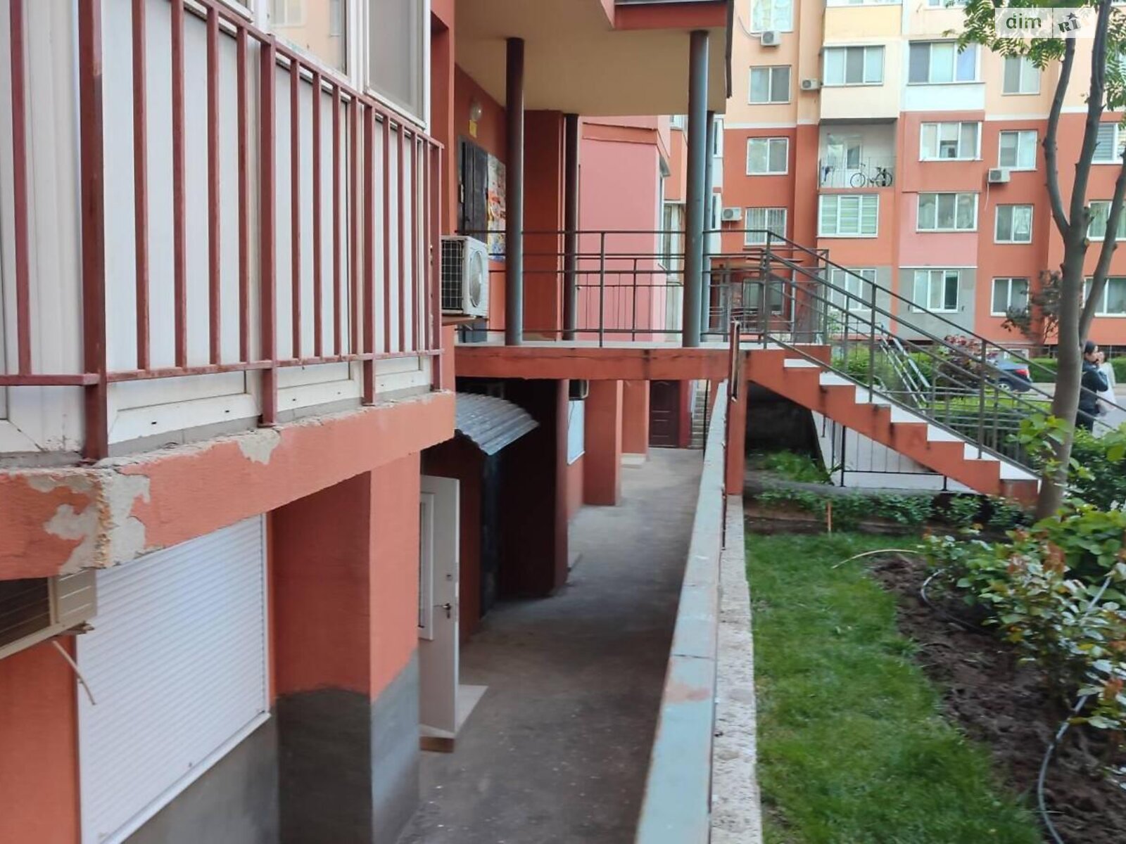 Коммерческое помещение в Одессе, продажа по Радужный массив, район Таирова, цена: 25 900 долларов за объект фото 1 Коммерческое помещение в Одессе, продажа по Радужный массив, район Таирова, цена: 25 900 долларов за объект фото 1