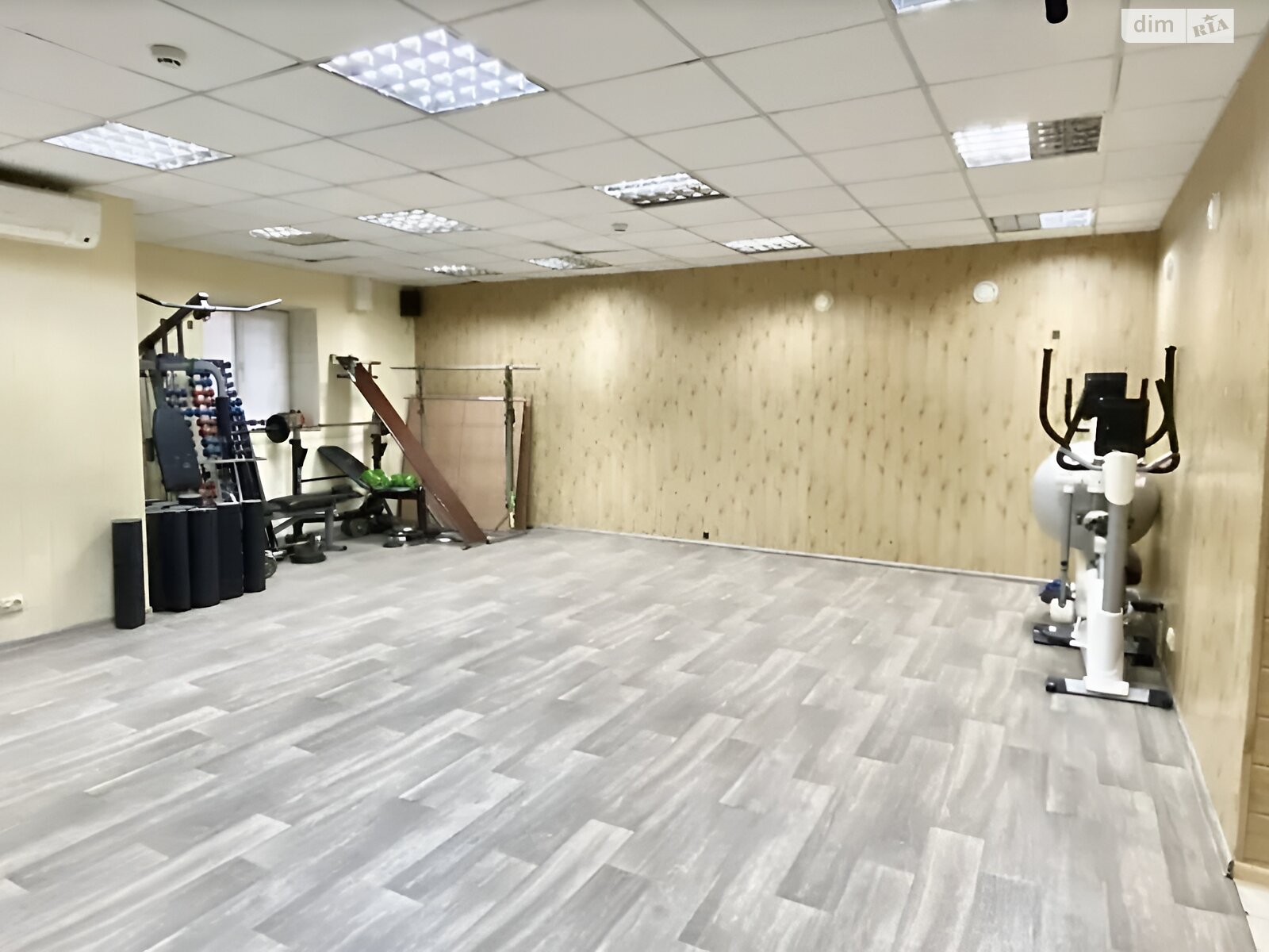 Коммерческое помещение в Одессе, ул. Парковая, цена: продажи 28 000 долларов за объект фото 1 Коммерческое помещение в Одессе, ул. Парковая, цена продажи: 28 000 долларов за объект фото 1