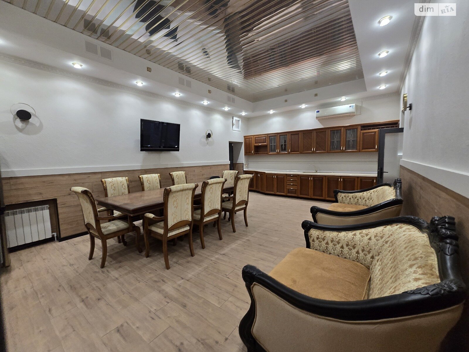 Коммерческое помещение в Одессе, продажа по Атамана Головатого улица 35, район Пересыпский, цена: 280 000 долларов за объект фото 1