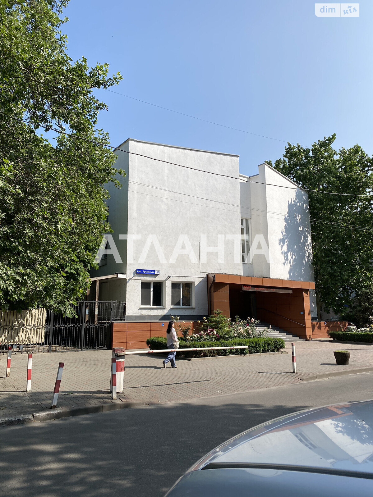 Коммерческое помещение в Одессе, продажа по Армейская улица, район Приморский, цена: 1 800 000 долларов за объект фото 1 Коммерческое помещение в Одессе, продажа по Армейская улица, район Приморский, цена: 1 800 000 долларов за объект фото 1